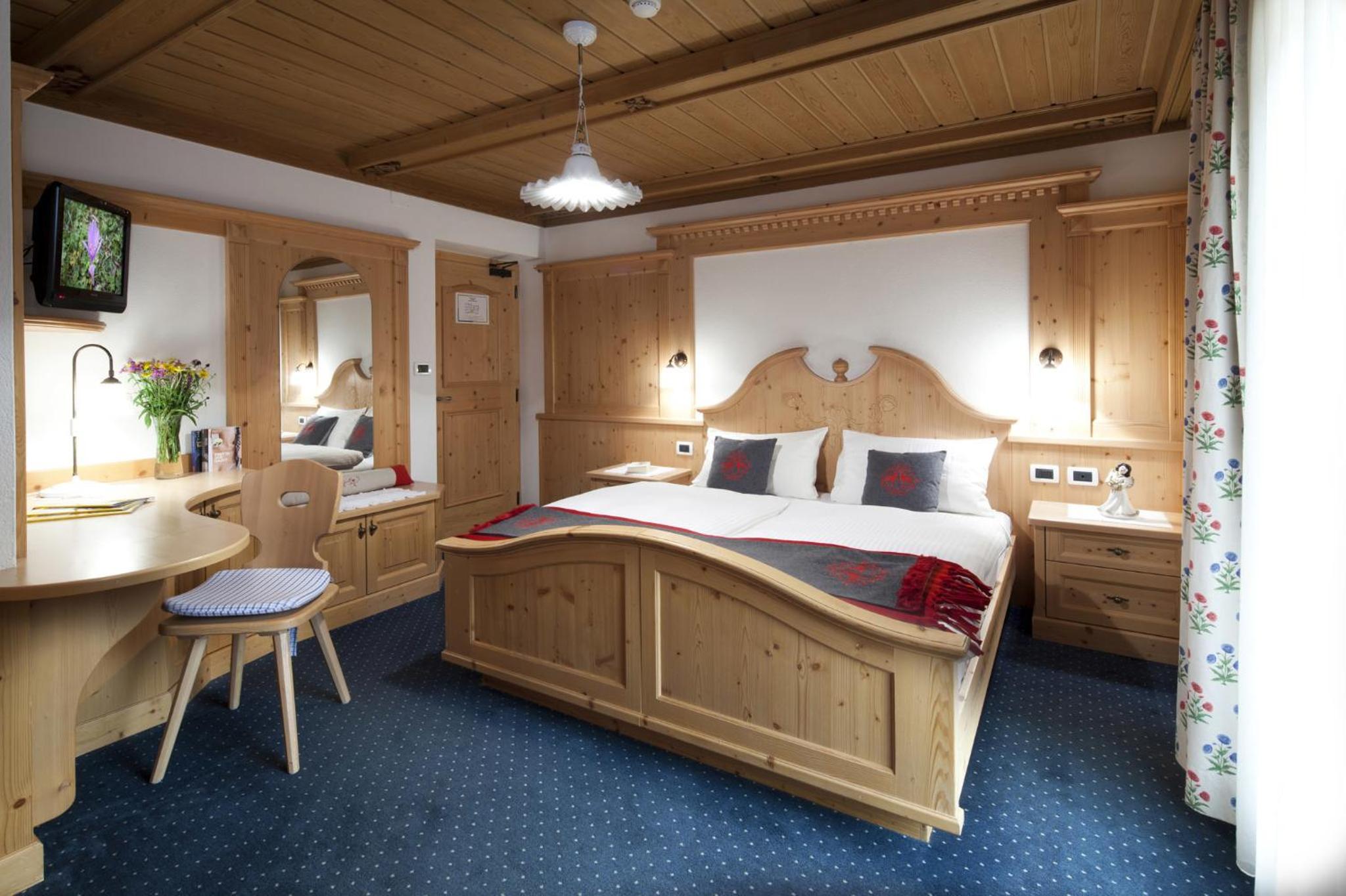 Standard Double Room - Photo 5