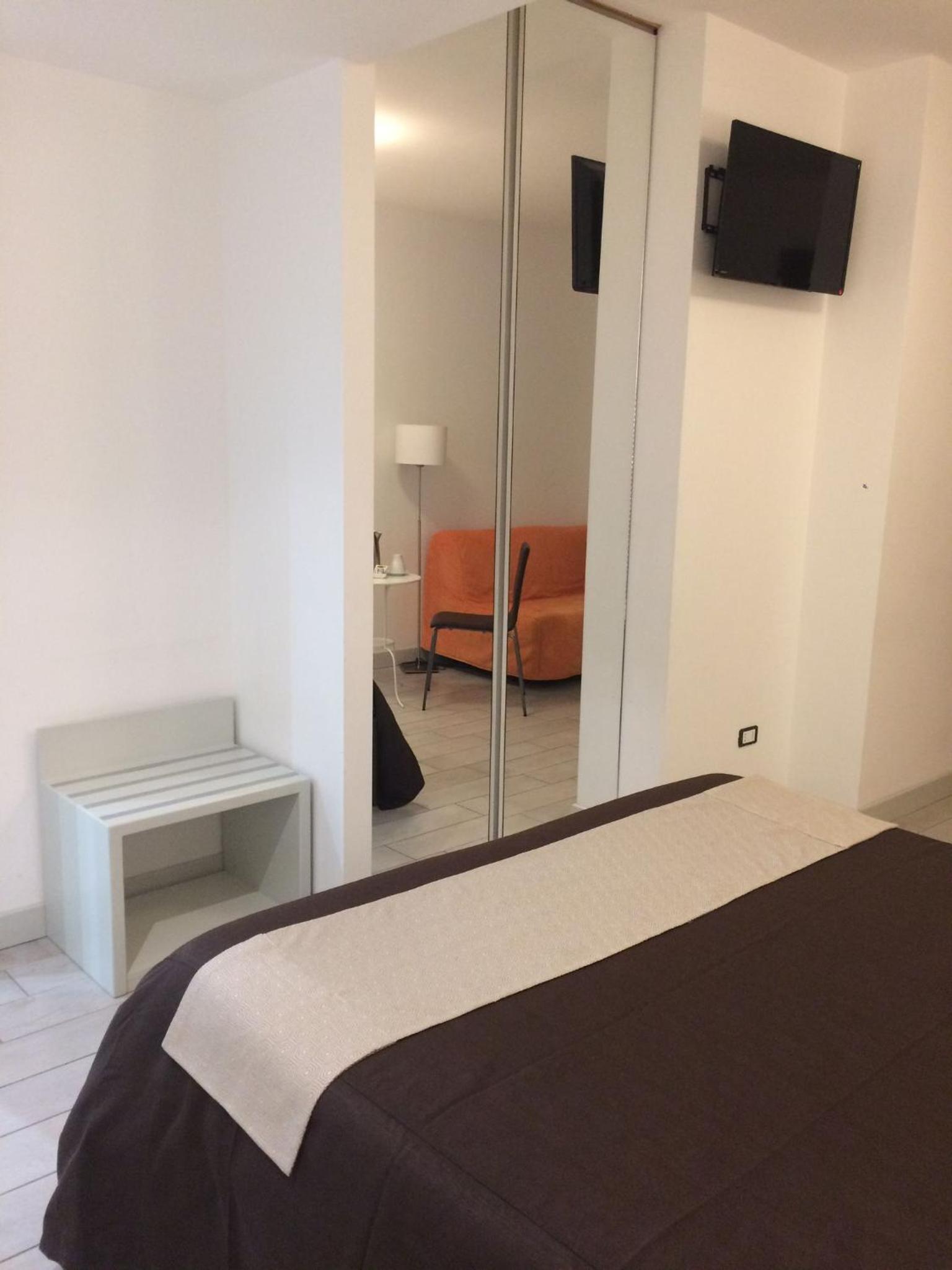 Double or Twin Room photo 1