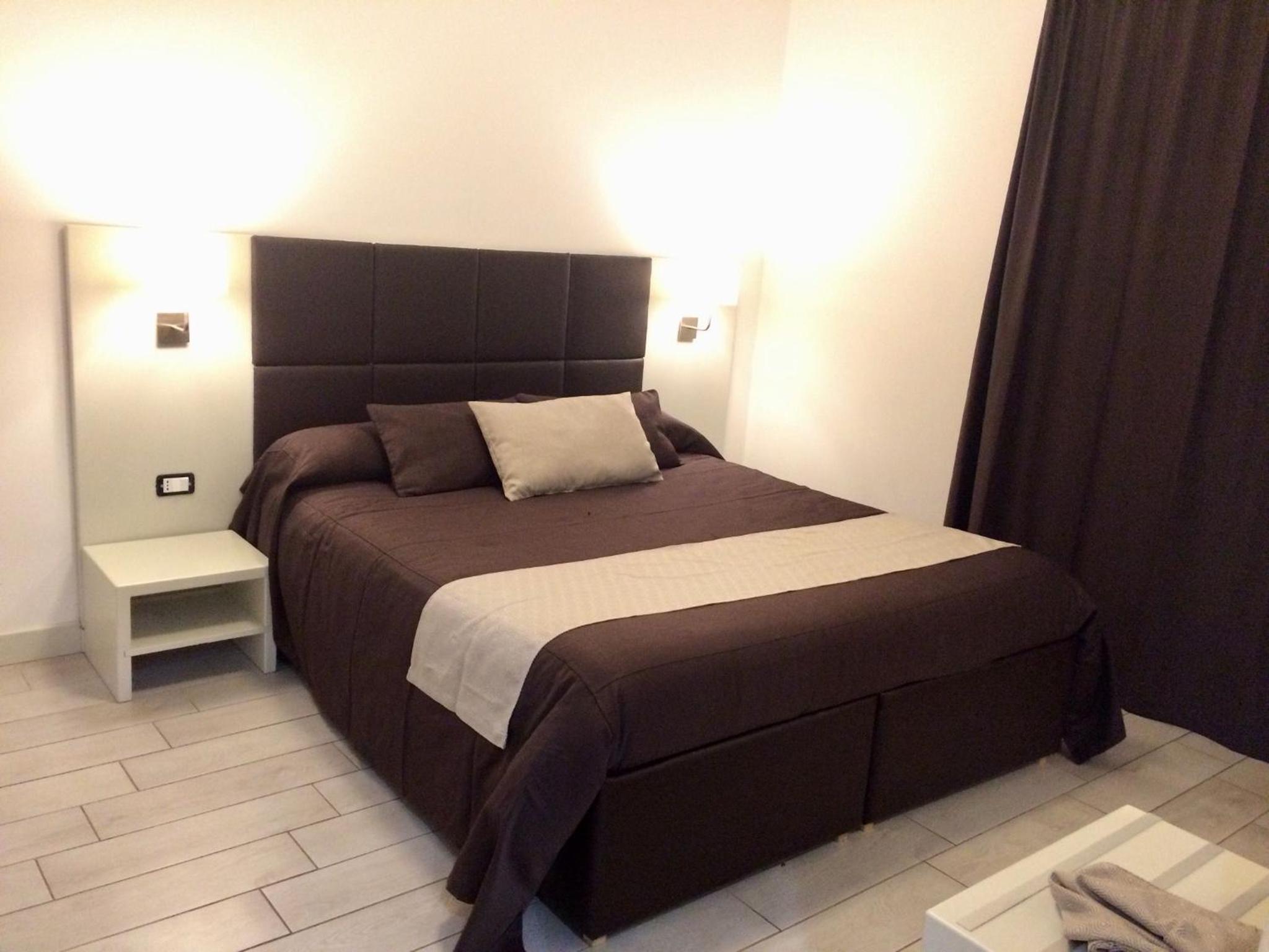 Double or Twin Room photo 2