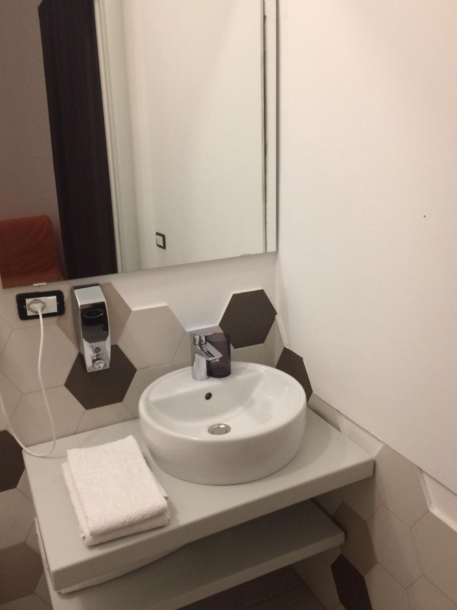 Double or Twin Room photo 3