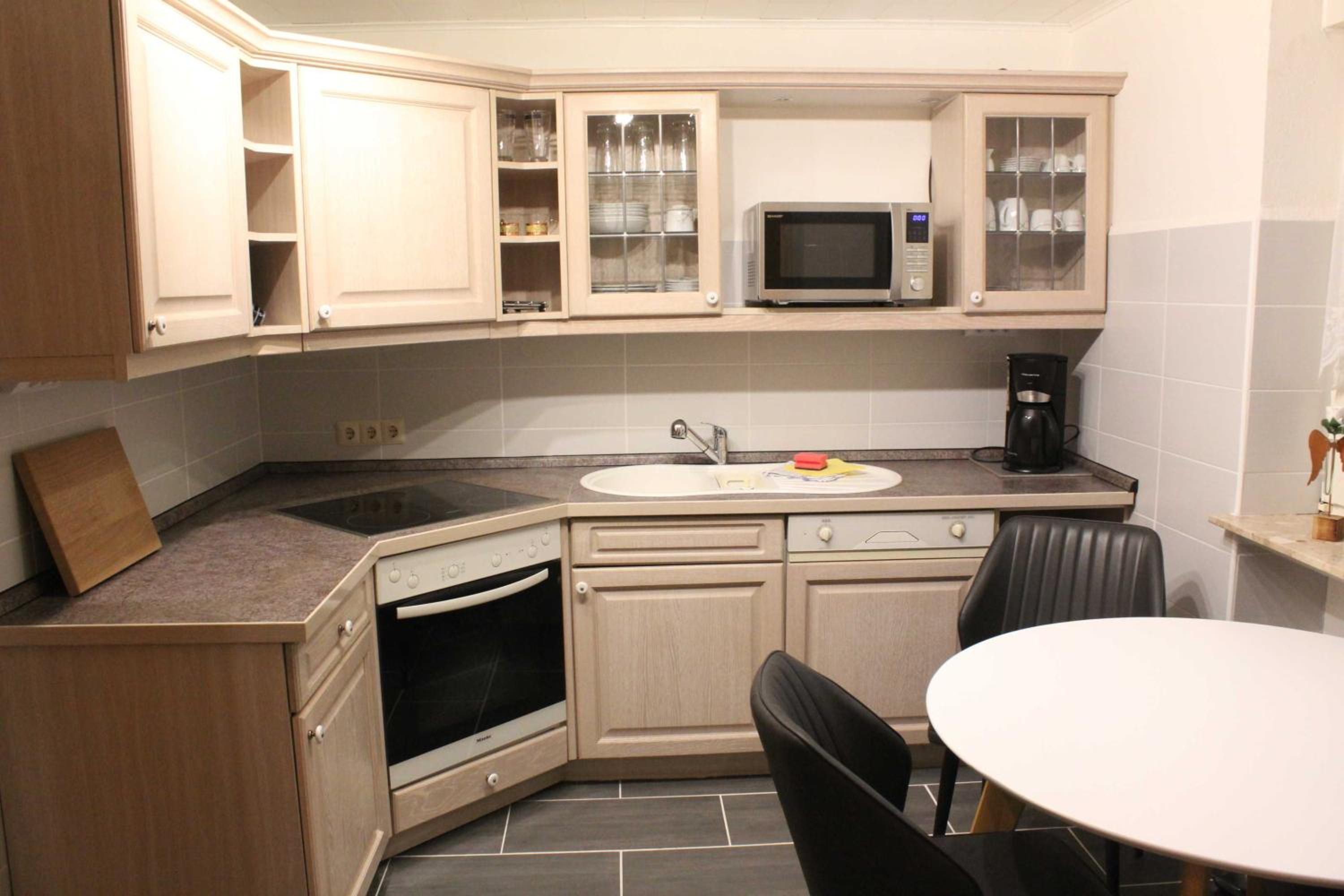 One-Bedroom Apartment with Terrace photo 2