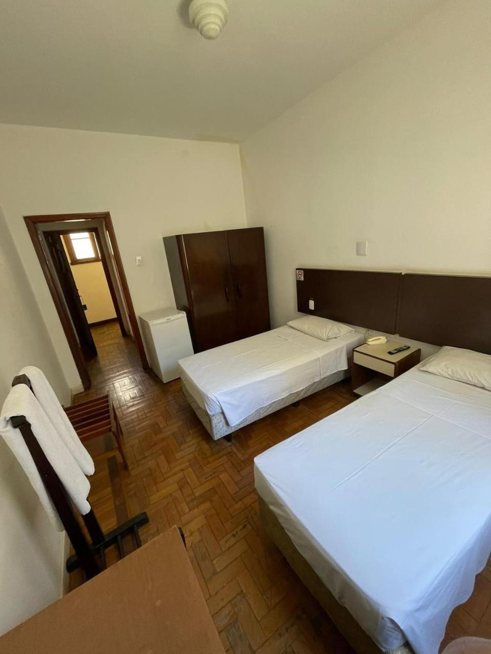 Standard Twin Room With Fan photo 2