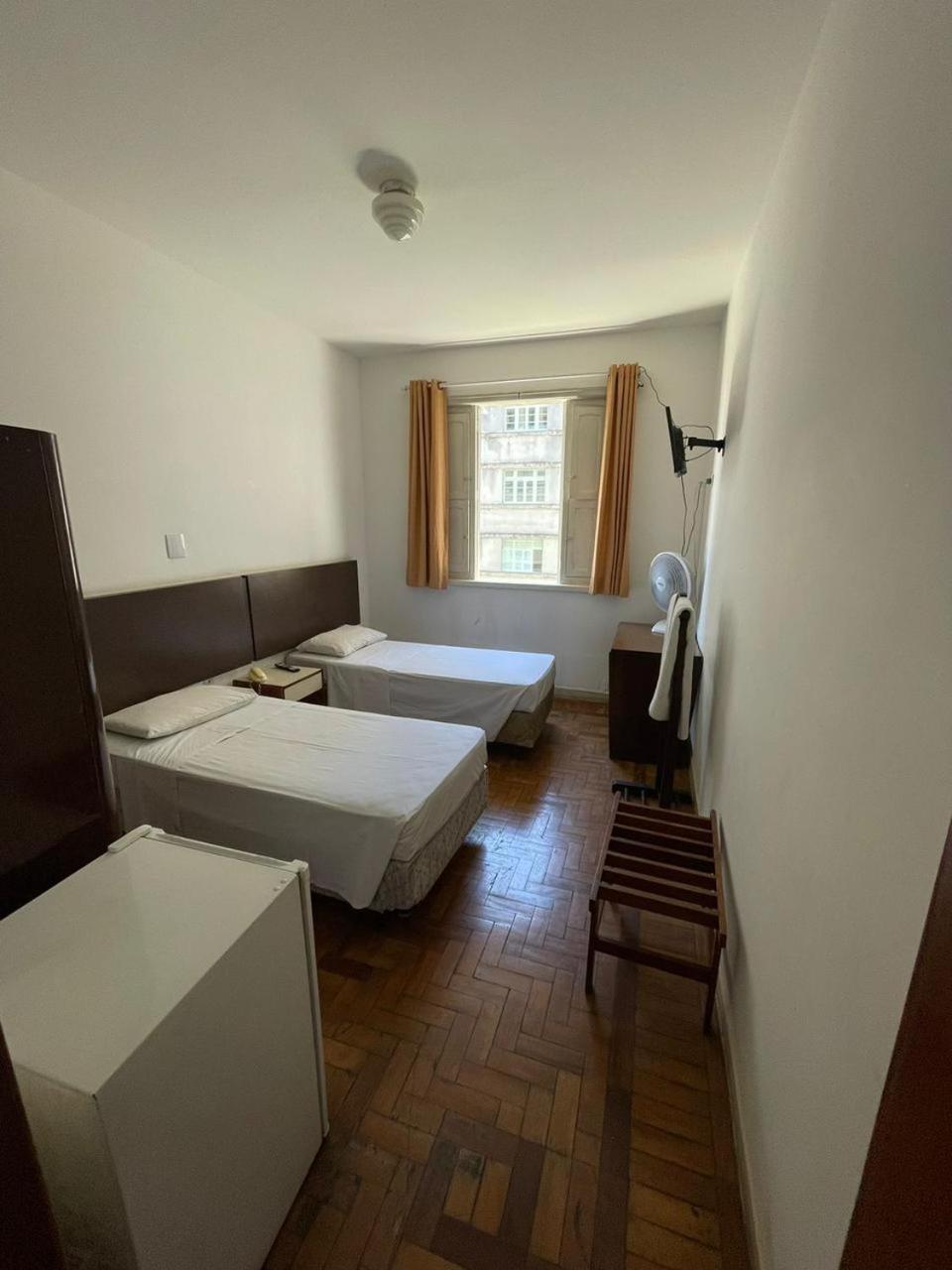 Standard Twin Room With Fan photo 3