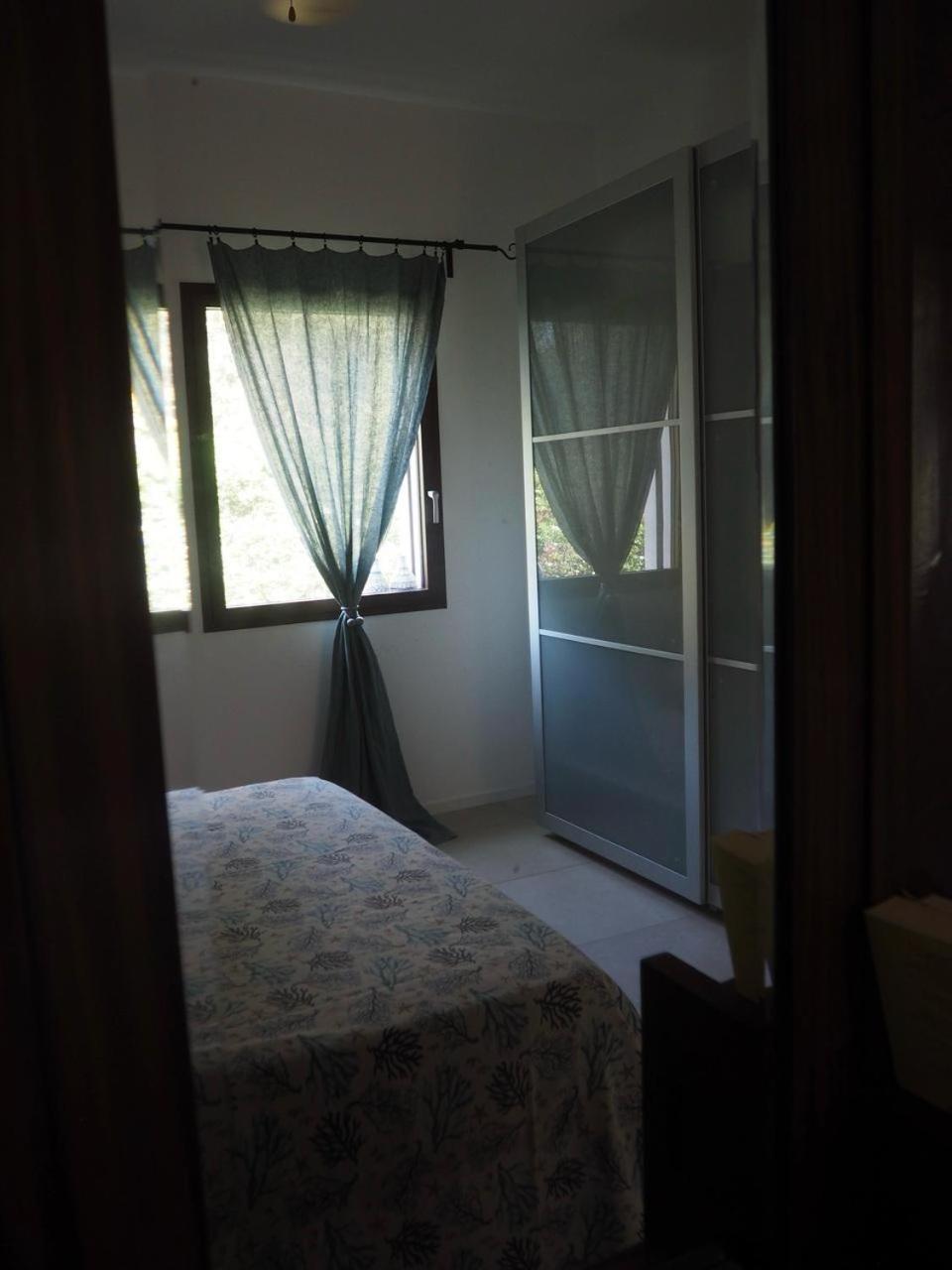 Three-Bedroom House - Garden View