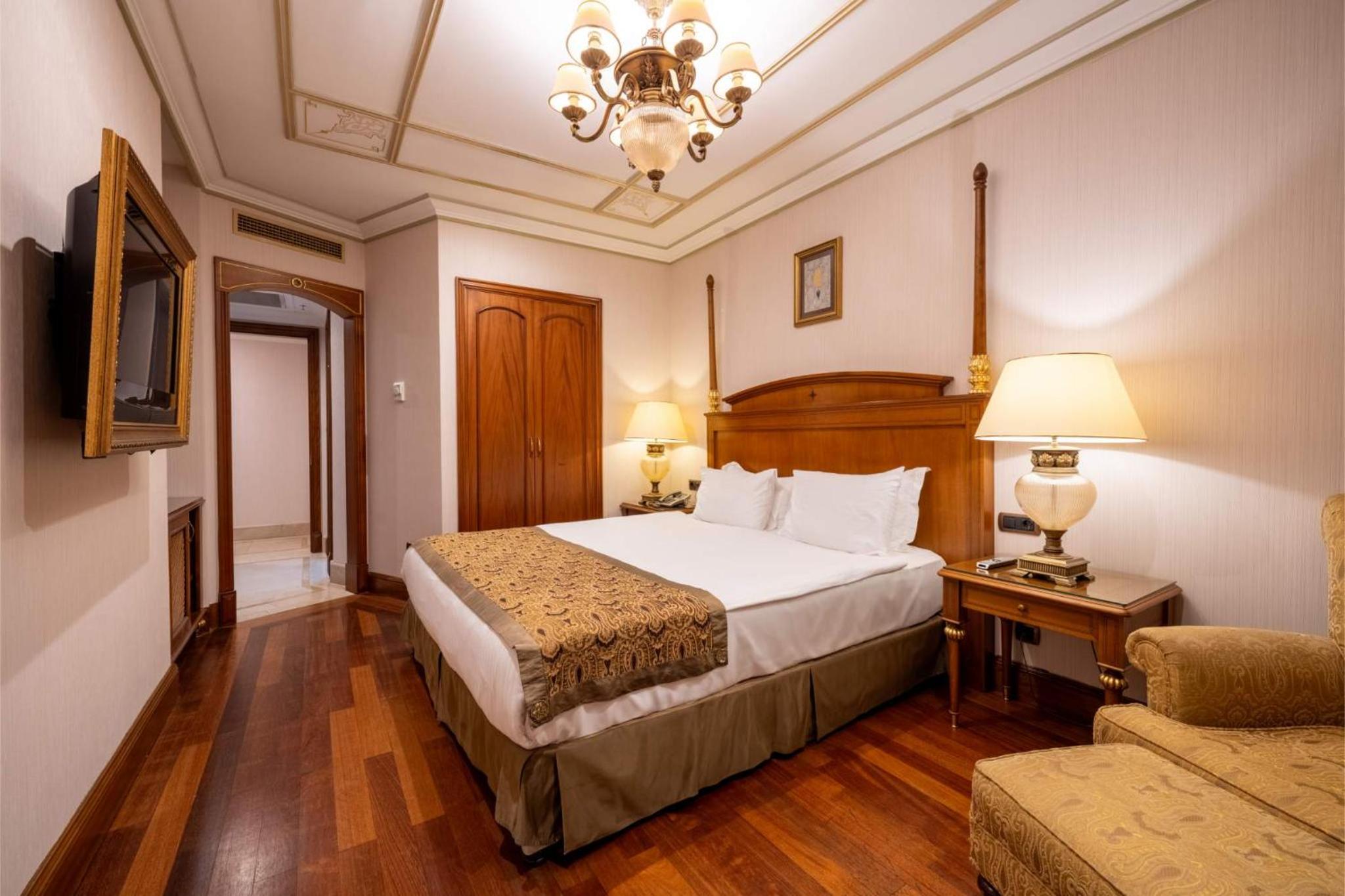 Superior Double Room photo 2