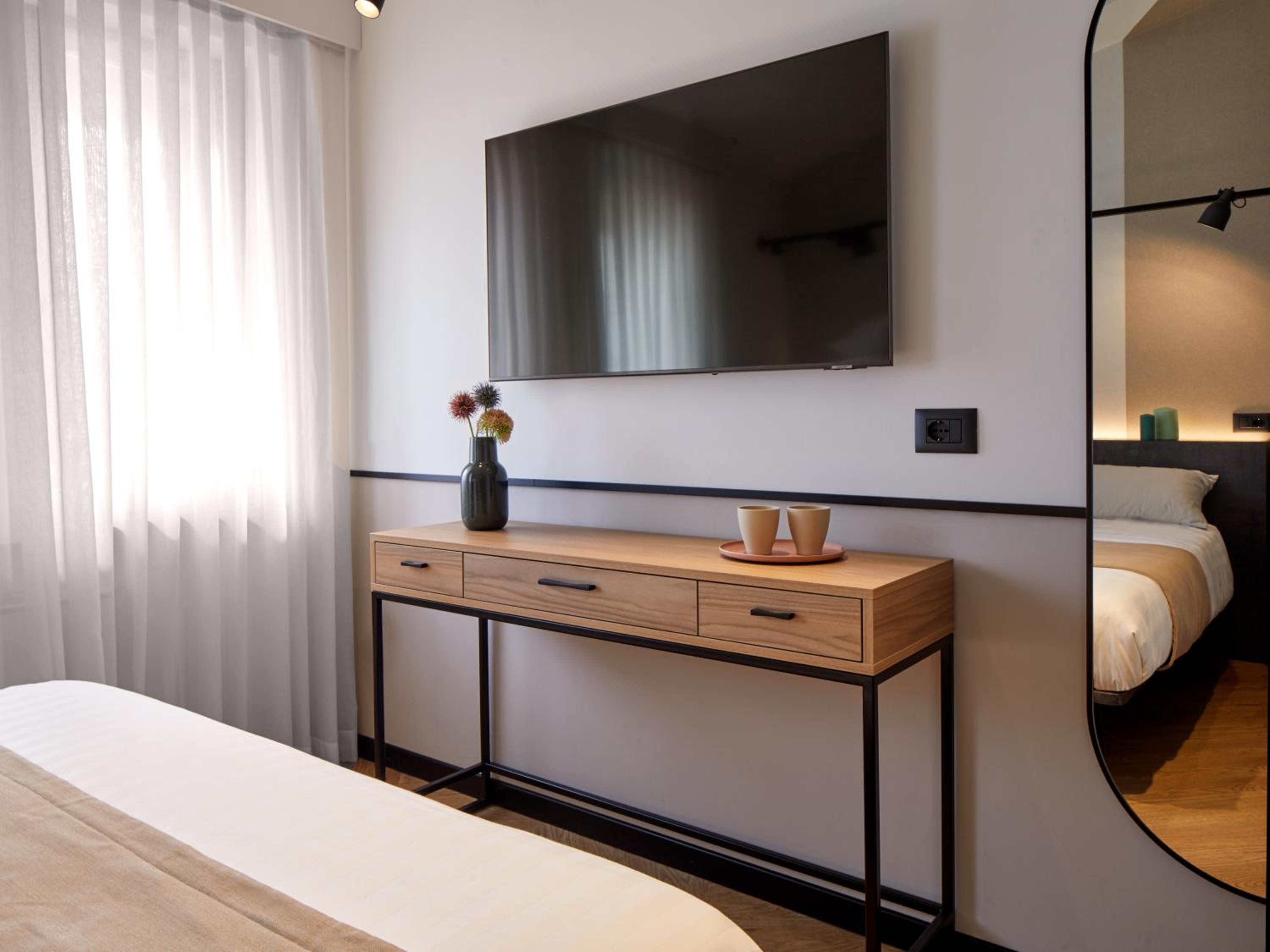 Superior Double Room - Photo 2