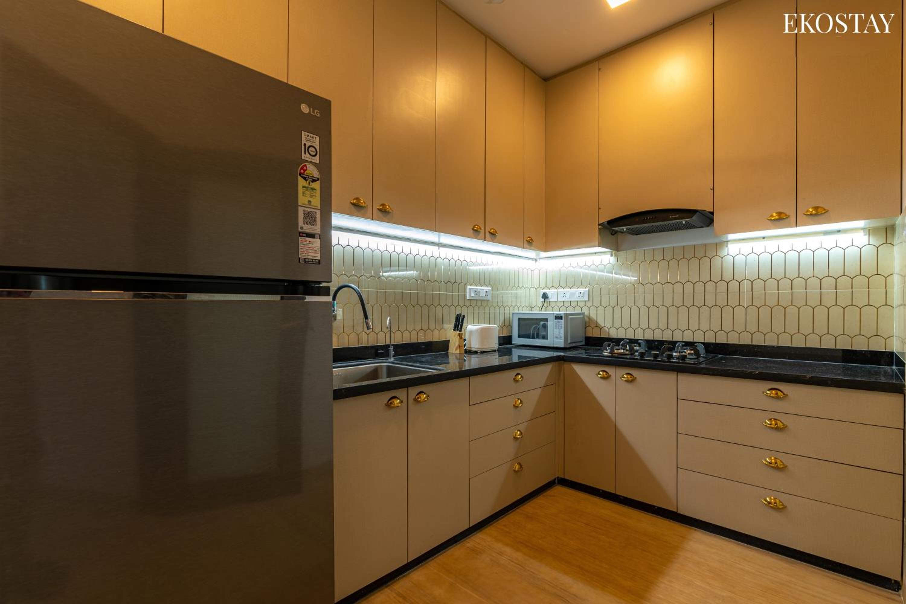 6BHK with private PLUNGE POOL & NON Heated Jacuzzi photo 3