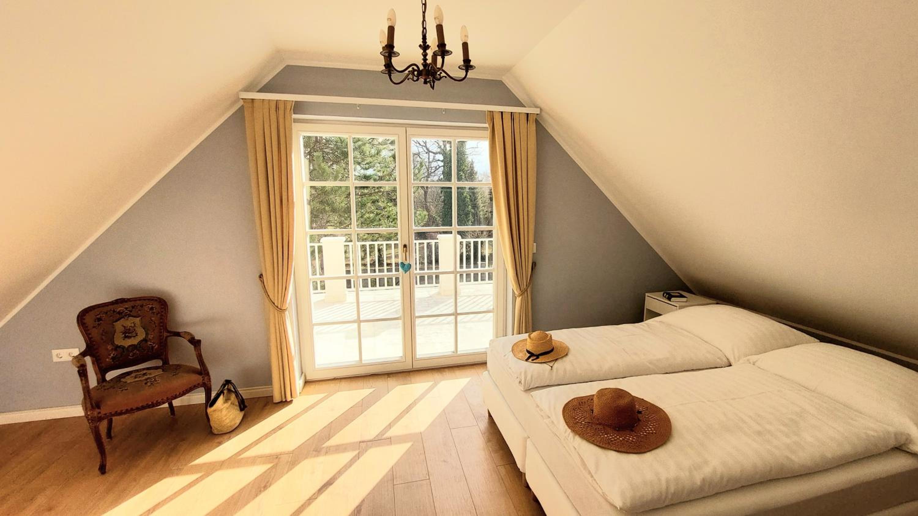 Three-Bedroom Villa photo 2