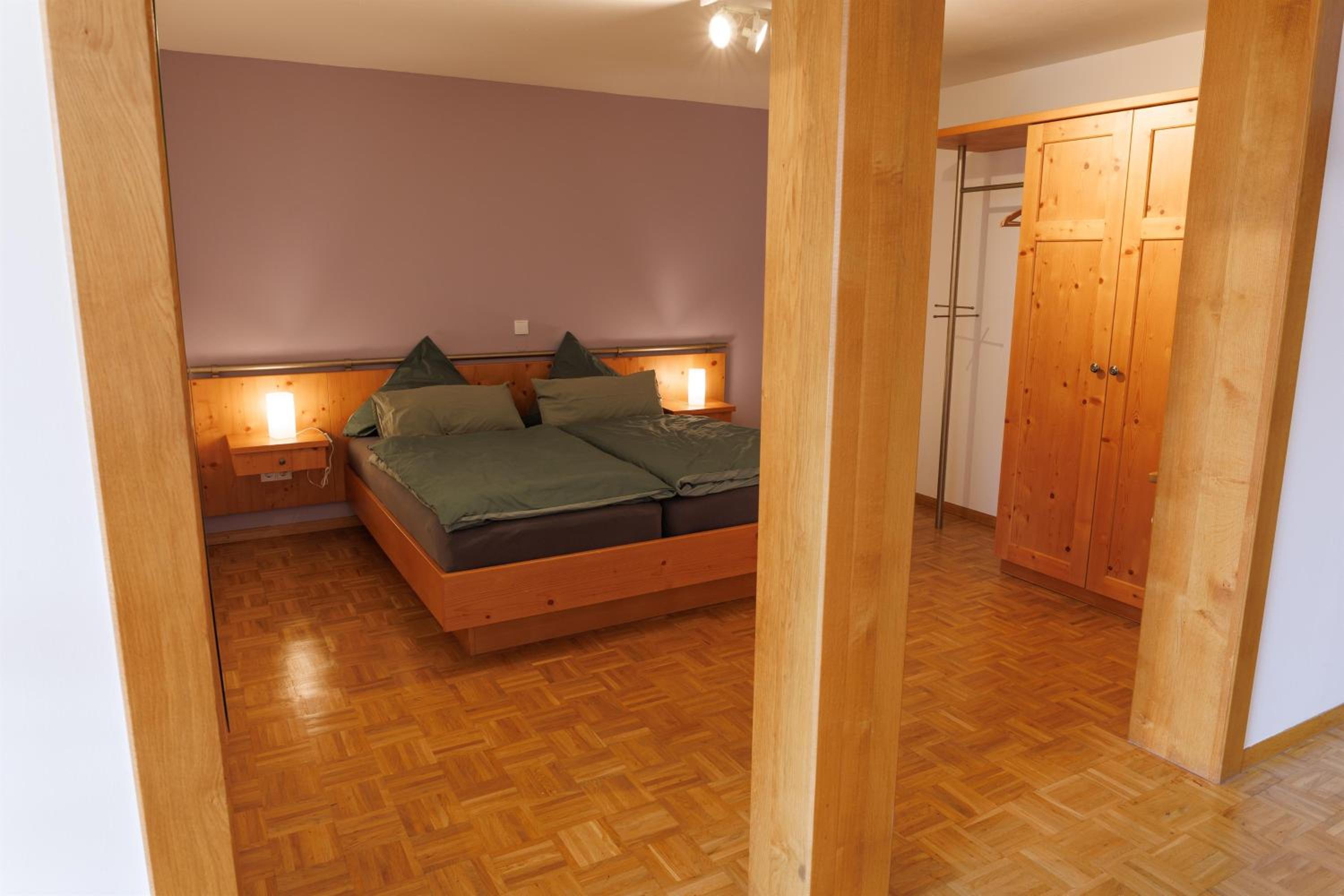 Apartment with Shower photo 2