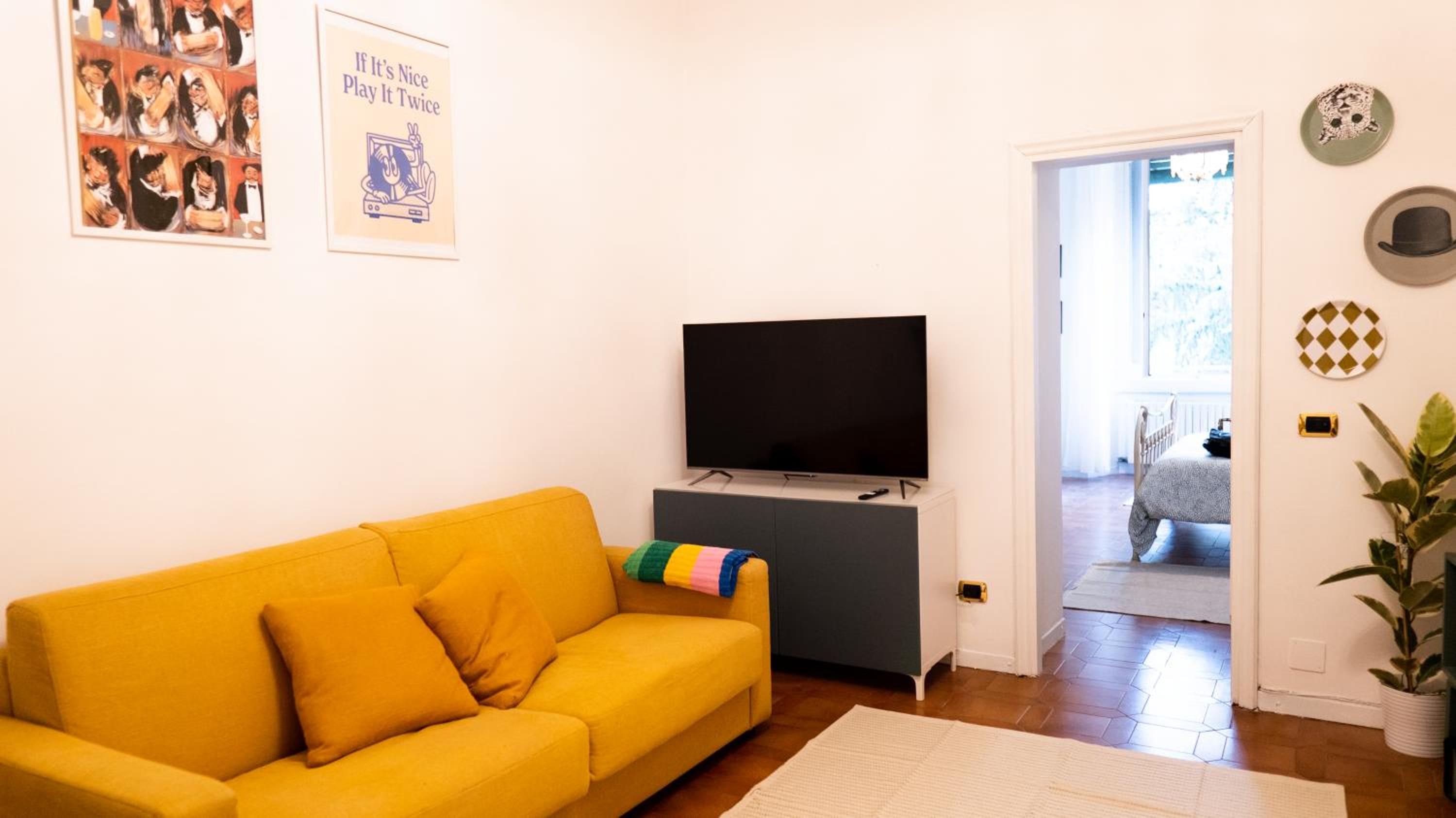 One-Bedroom Apartment