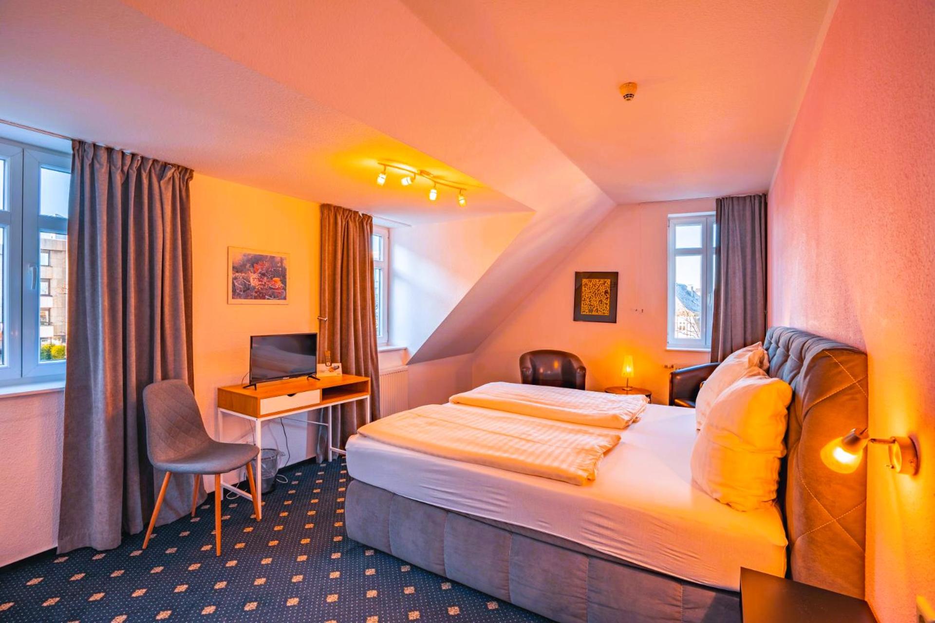 Double Room - Photo 4