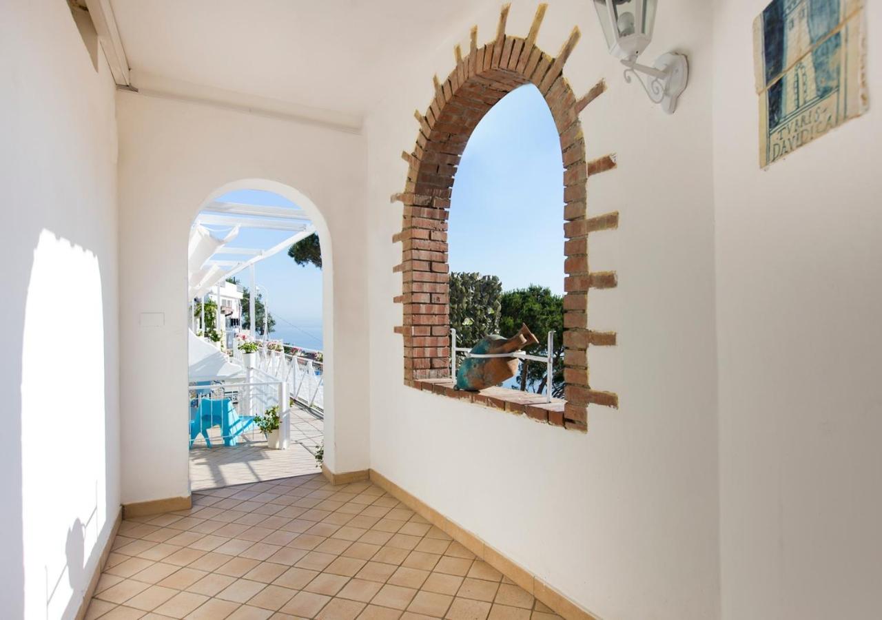 Studio with Balcony and Sea View (3 Adults) - Photo 6