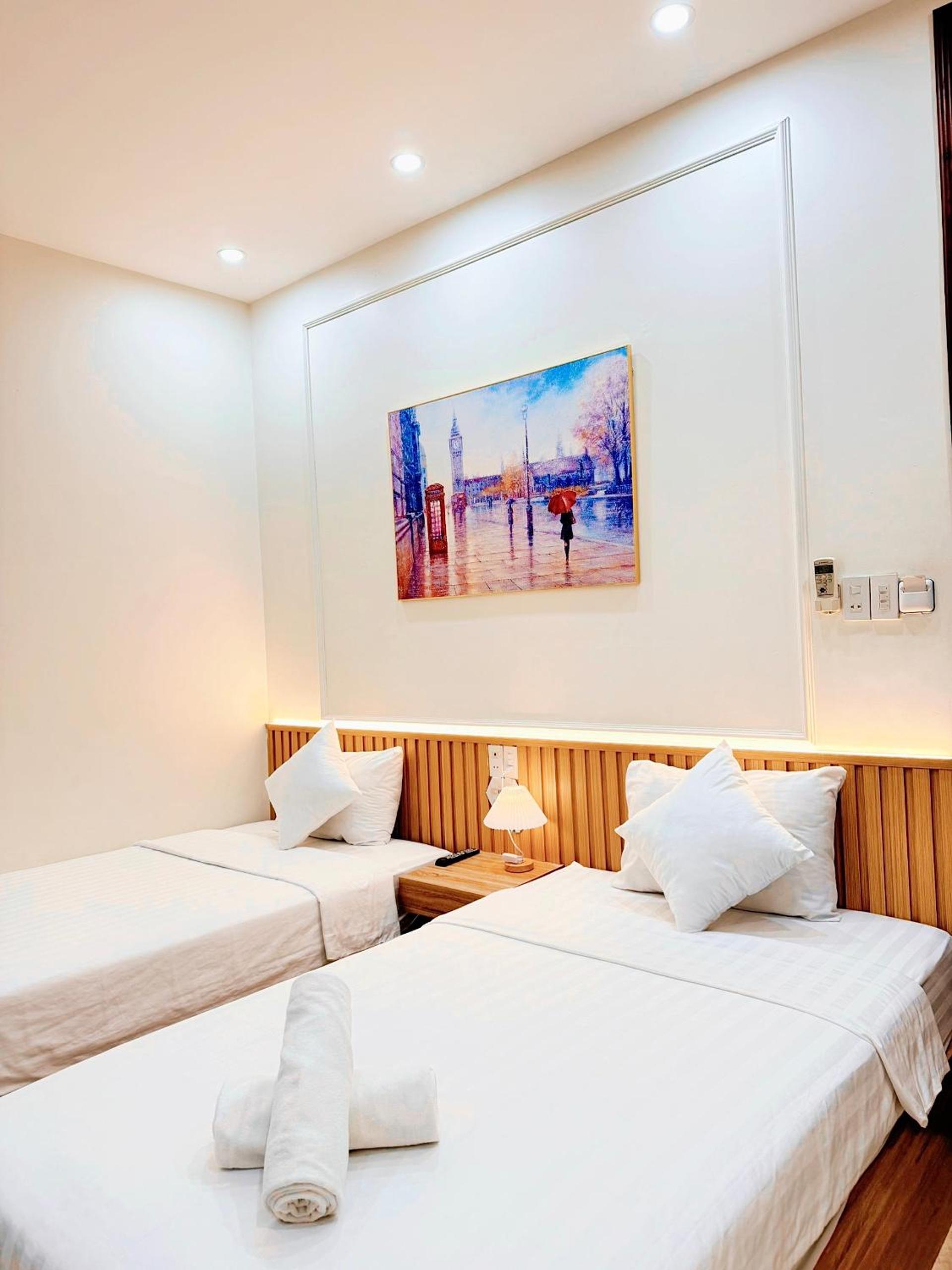 Deluxe Twin Room photo 2
