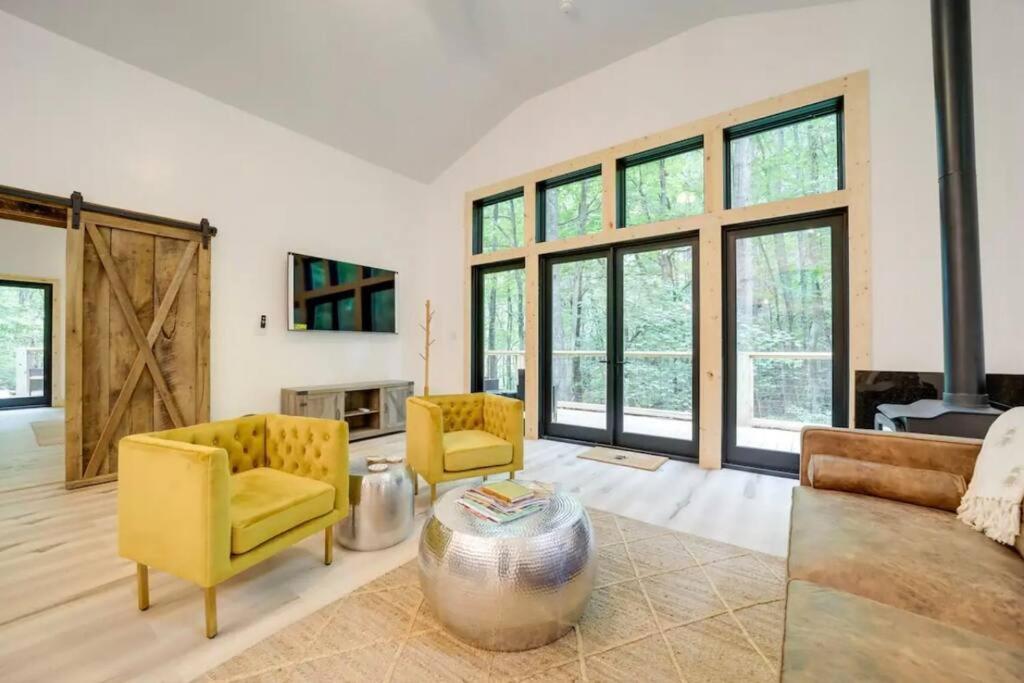 Four-Bedroom House photo 1