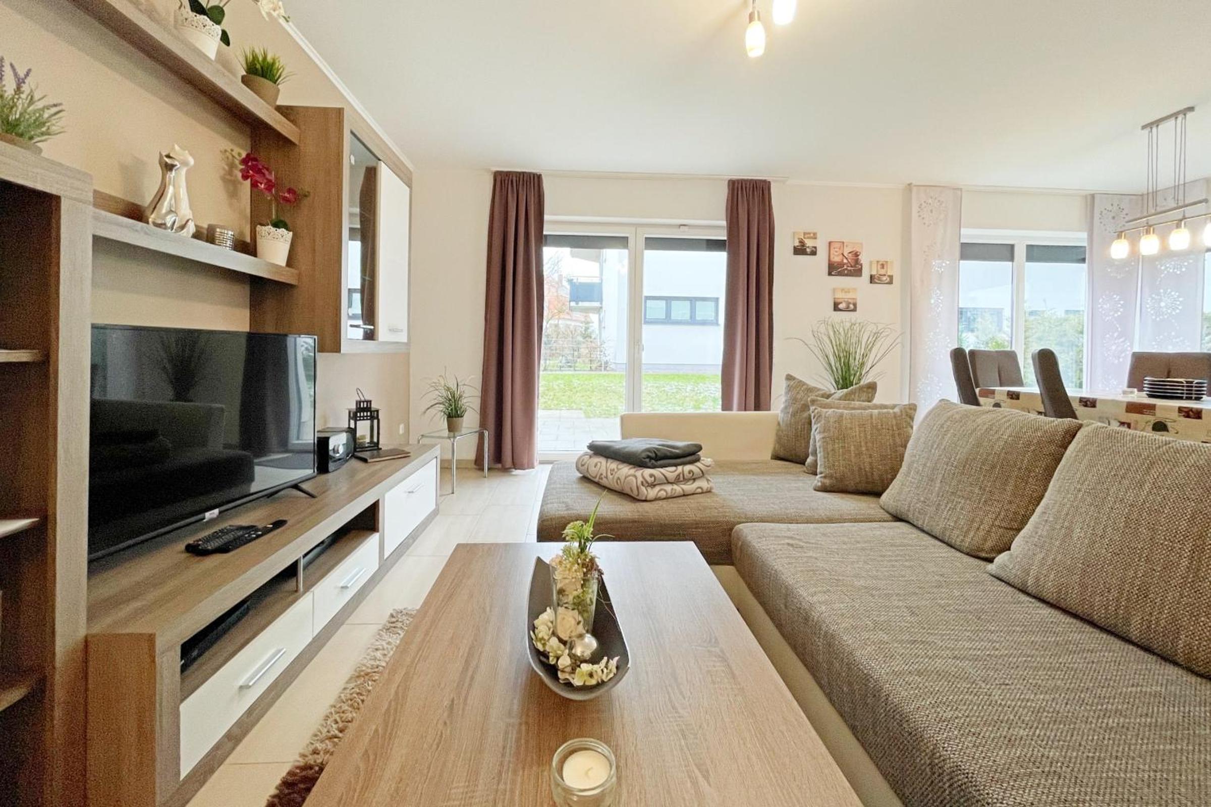 Apartment with Terrace photo 3
