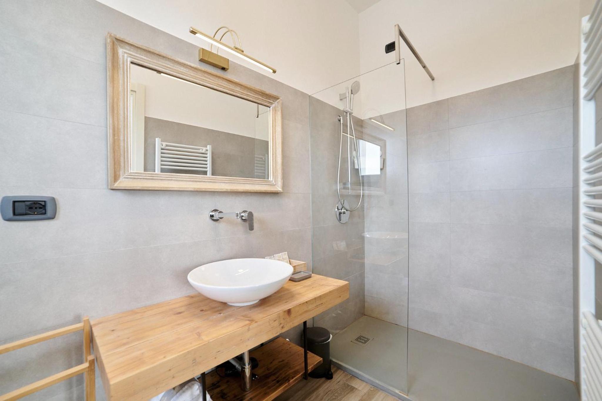 Deluxe Double Room - Photo 3