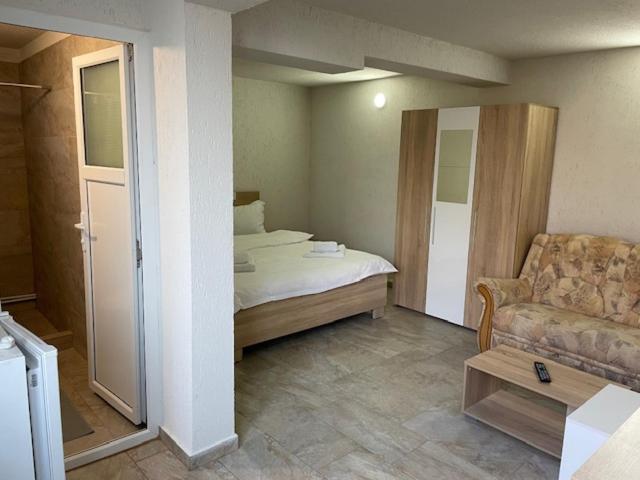 Deluxe Triple Room - Photo 5