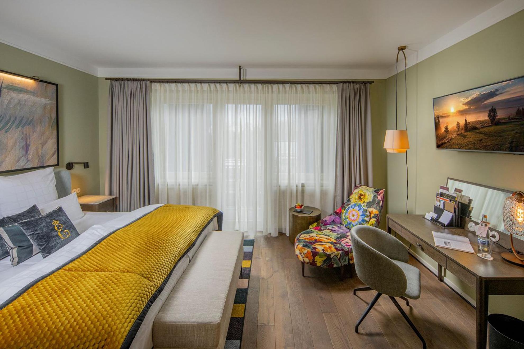 Double Room Living - Photo 1