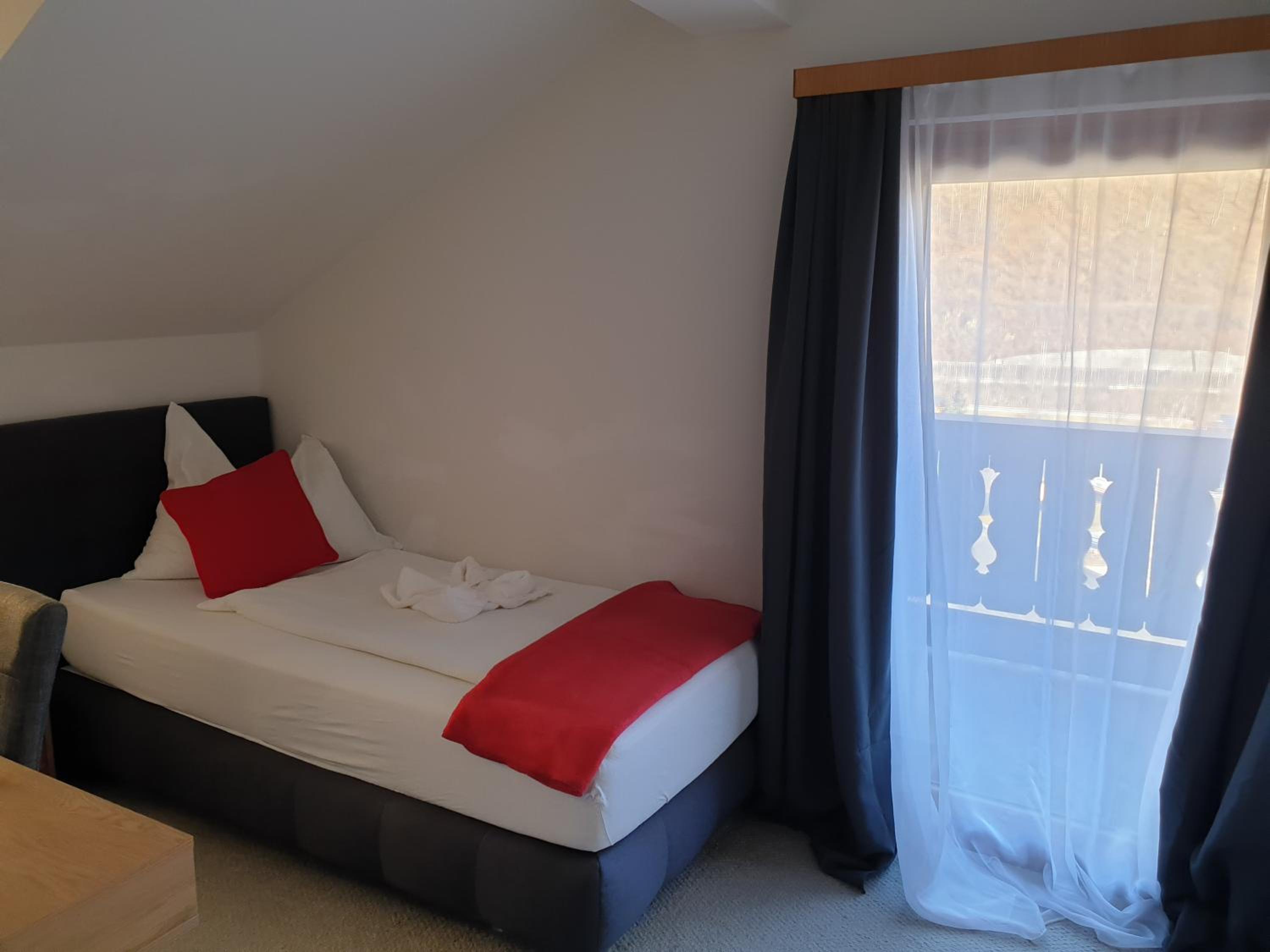 Single Room with Mountain View photo 1