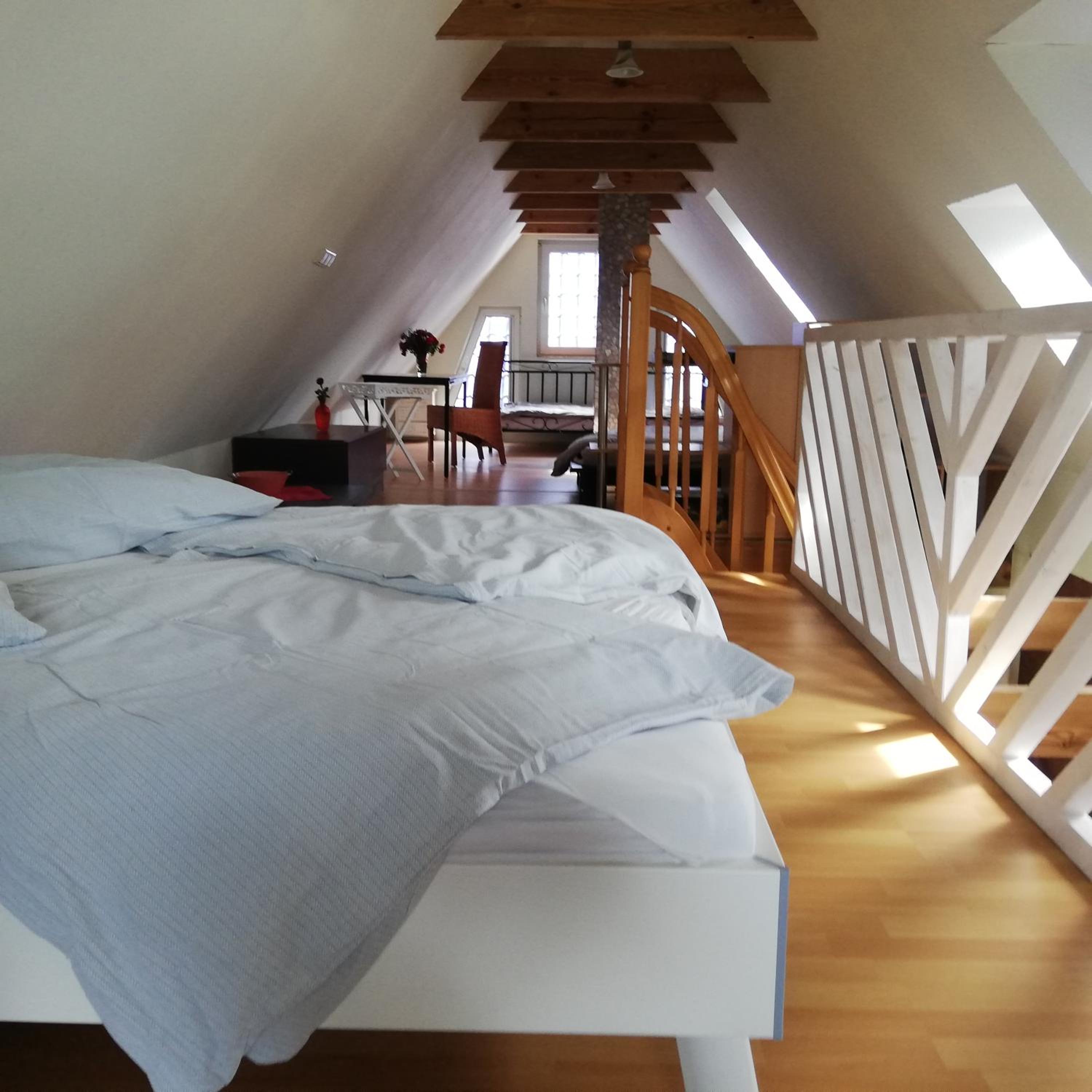 One-Bedroom House photo 1