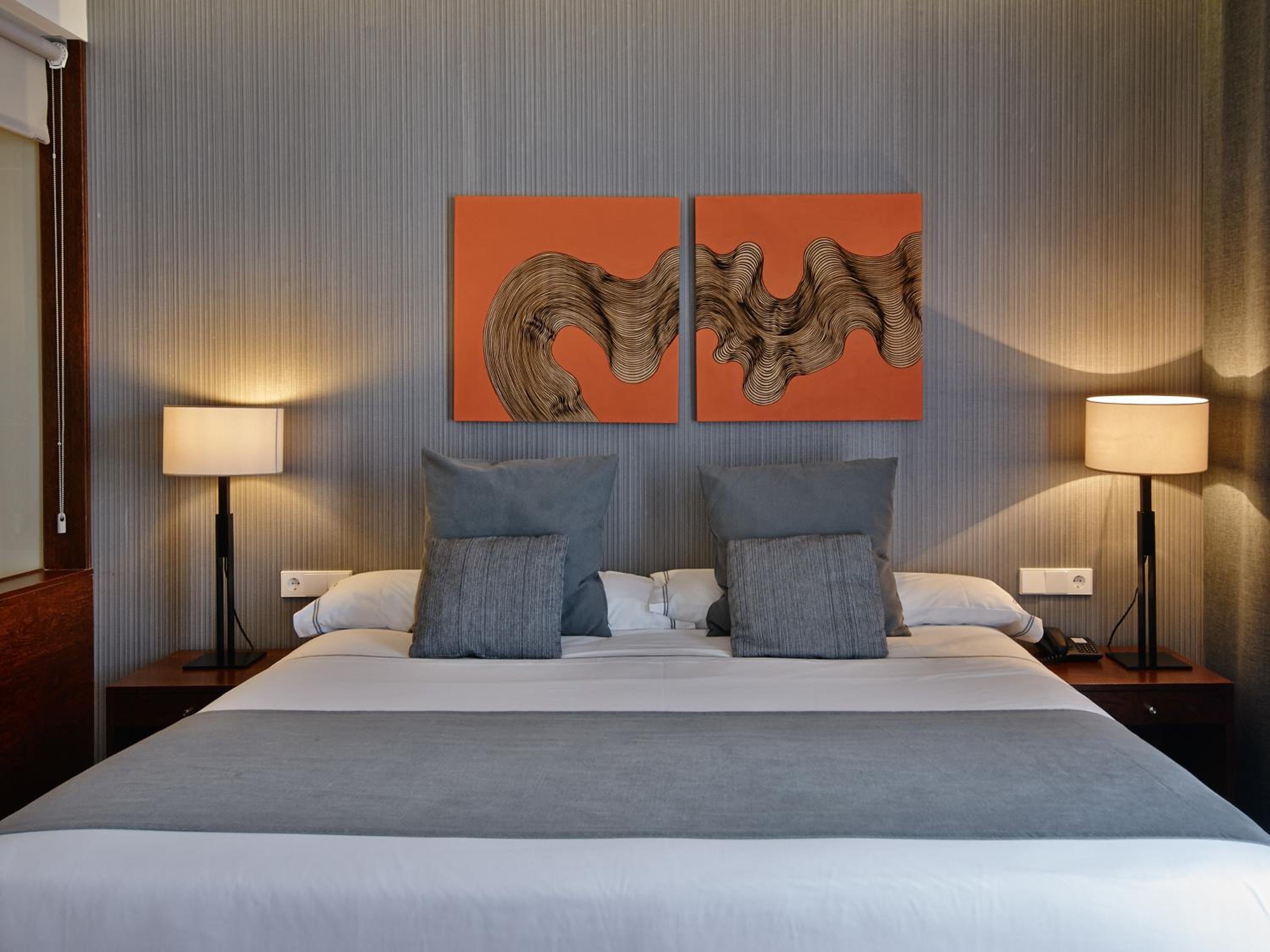 Premium Double Room with Parking - Photo 2