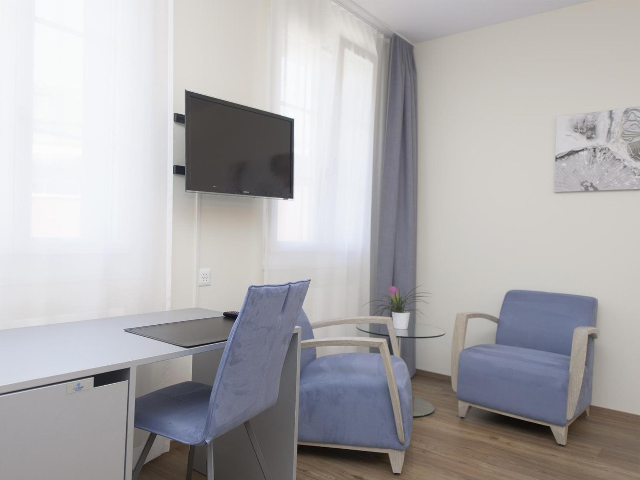 Standard Double Room - Photo 21