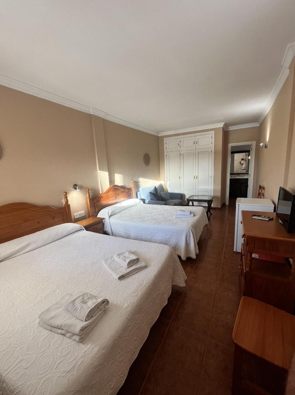 Habitación Familiar Superior (2 Adultos + 2 Niños)