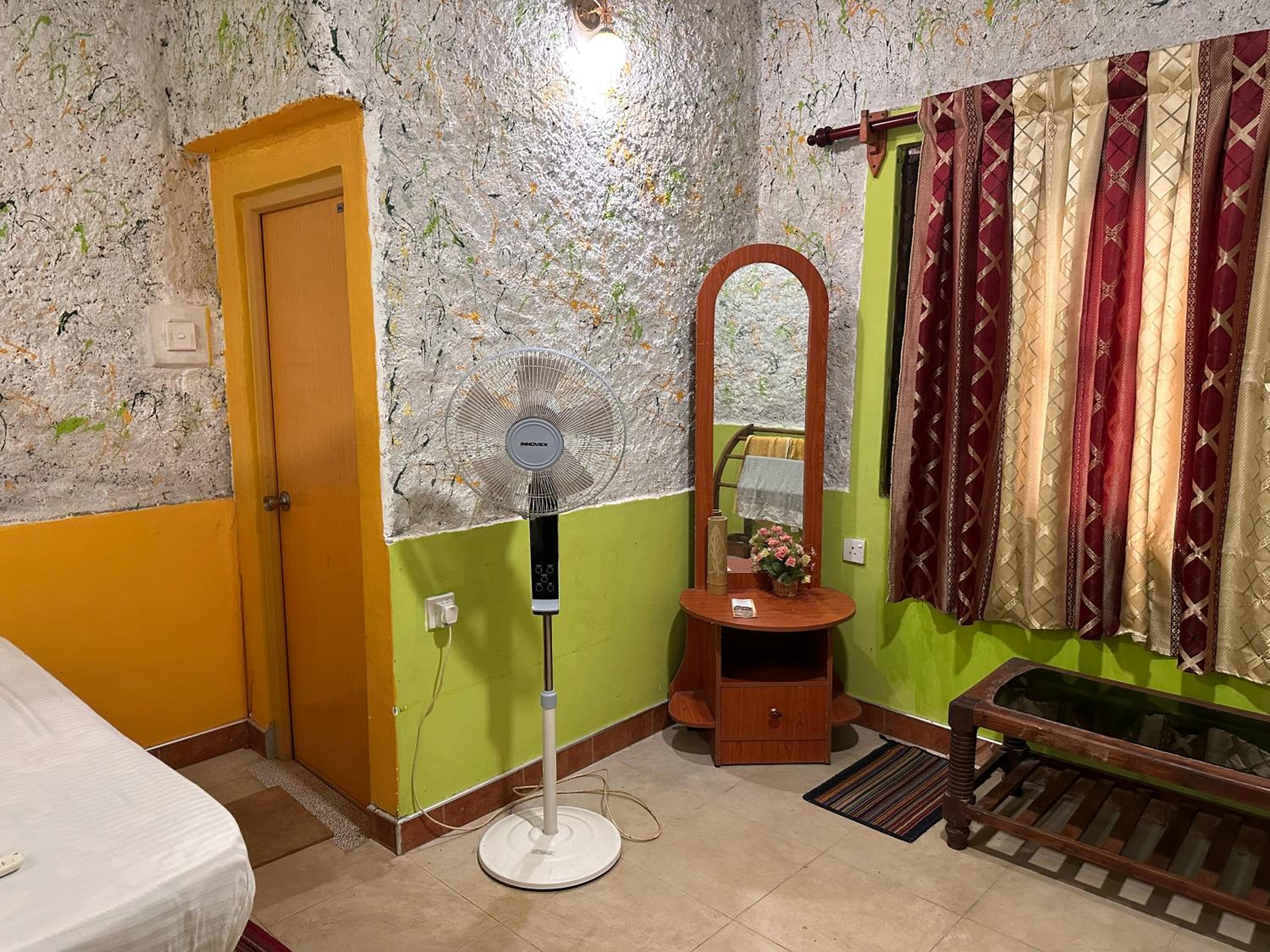 Budget Double Room photo 1