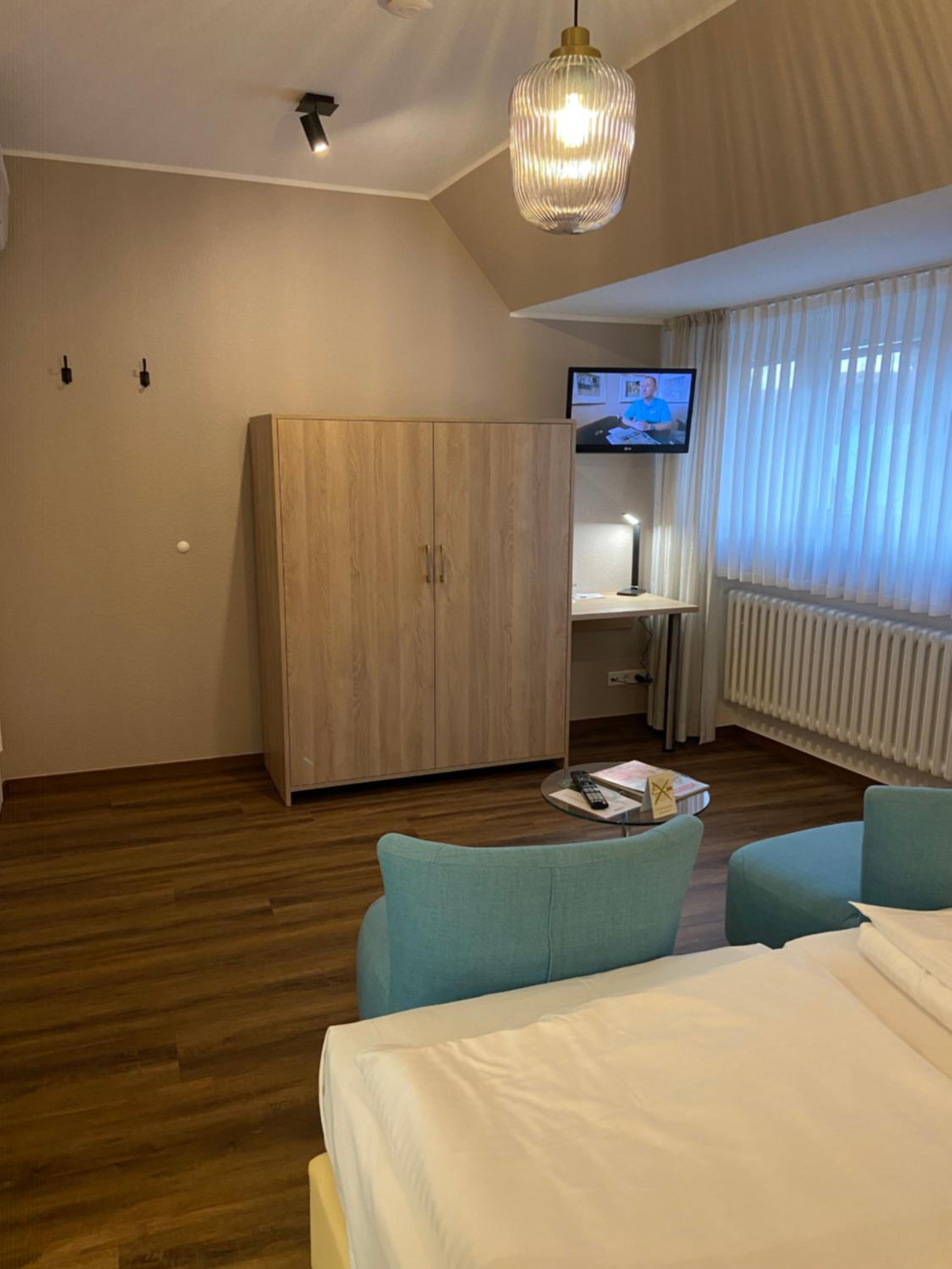 Double Room - Photo 7