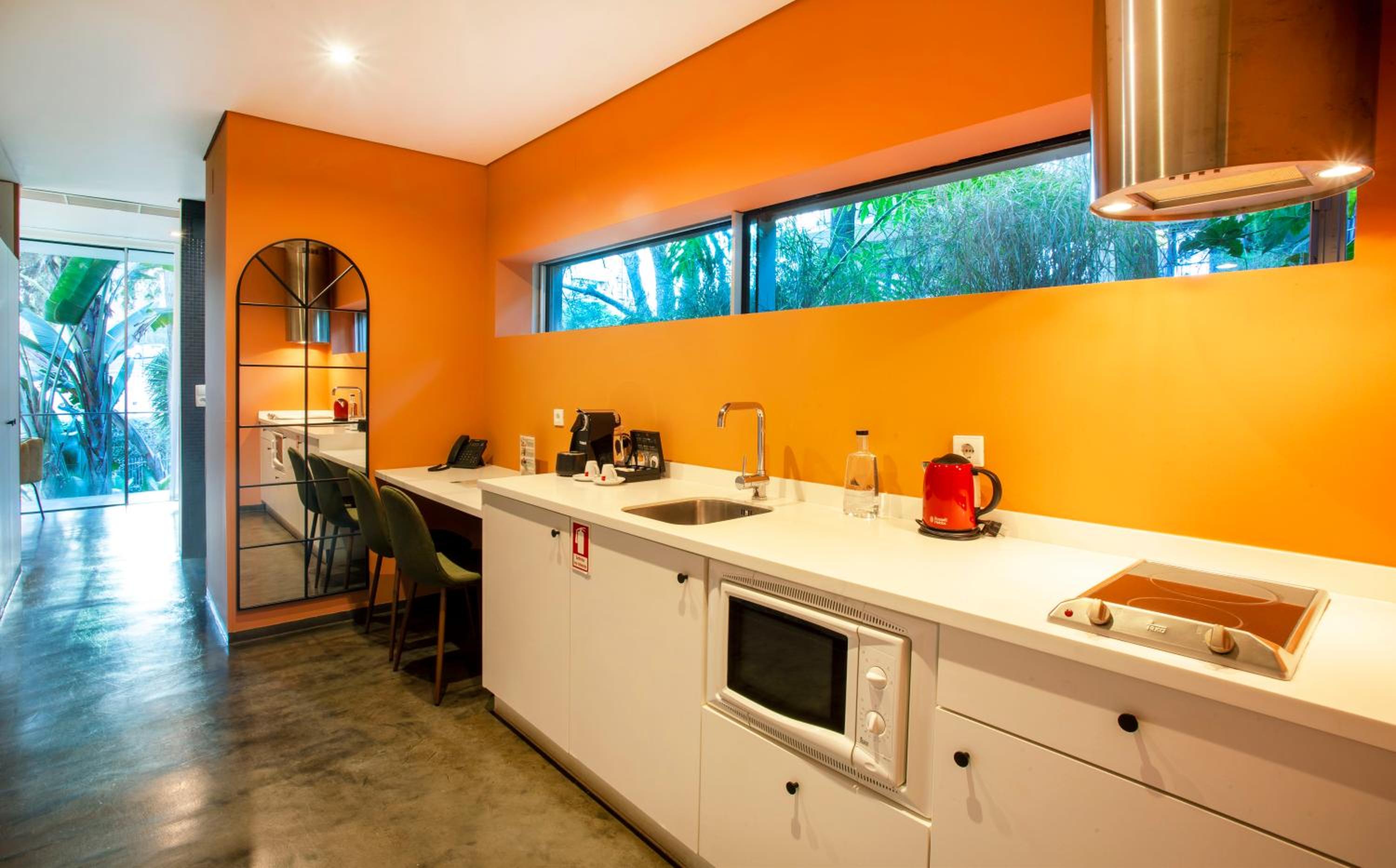 Exclusive Double with Balcony and Kitchenette - Photo 3