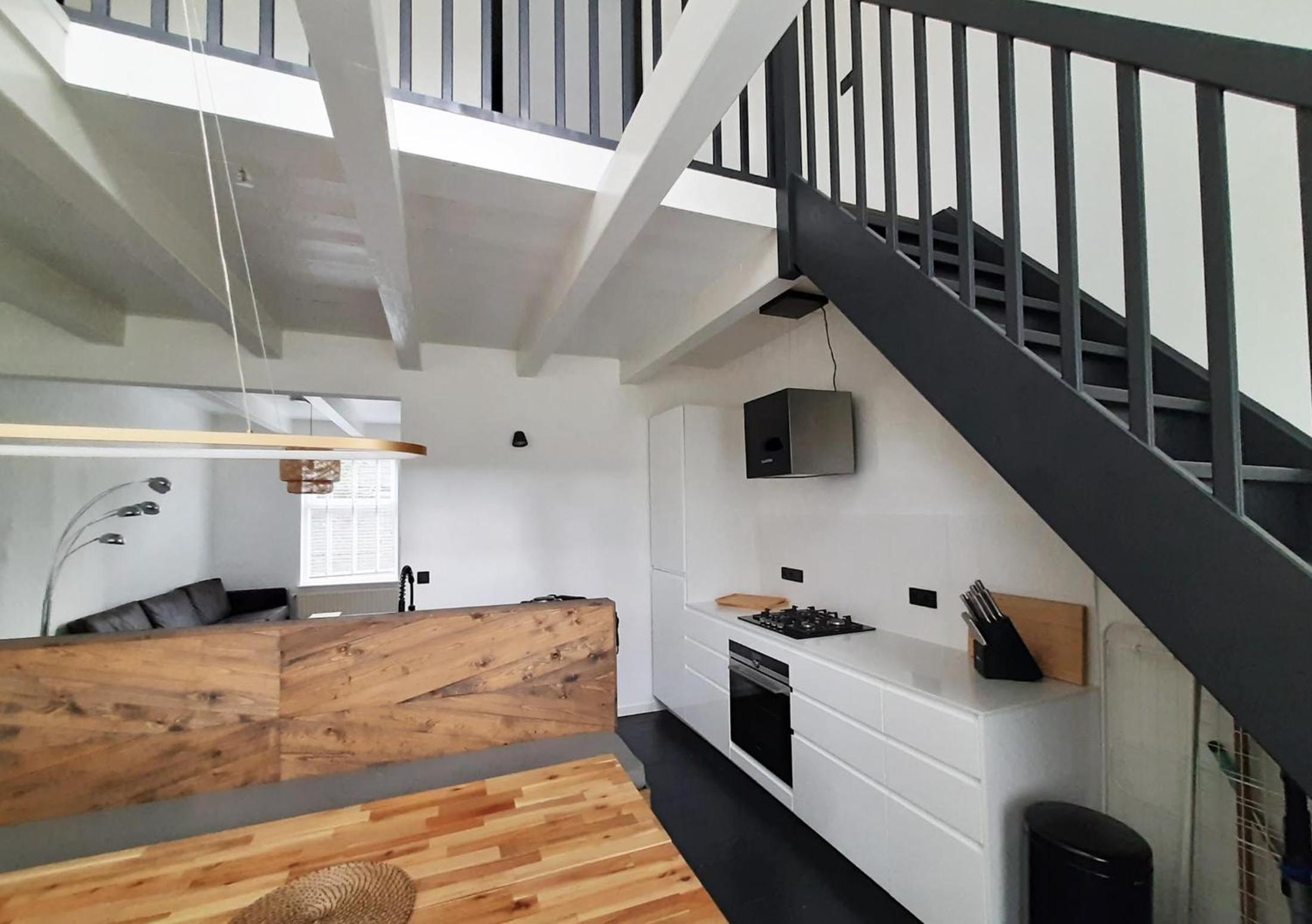 Three-Bedroom Apartment photo 2
