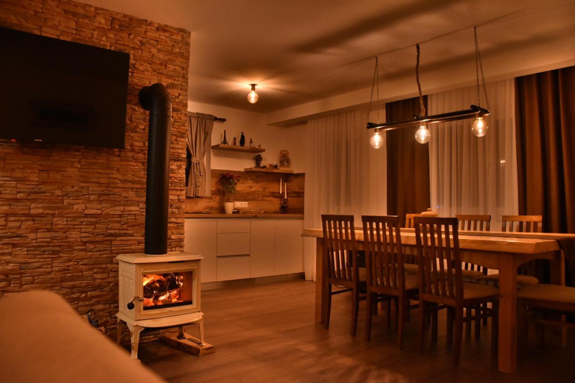 Villa photo 2