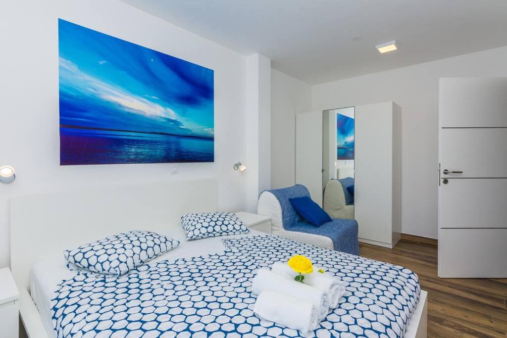 Villa photo 3