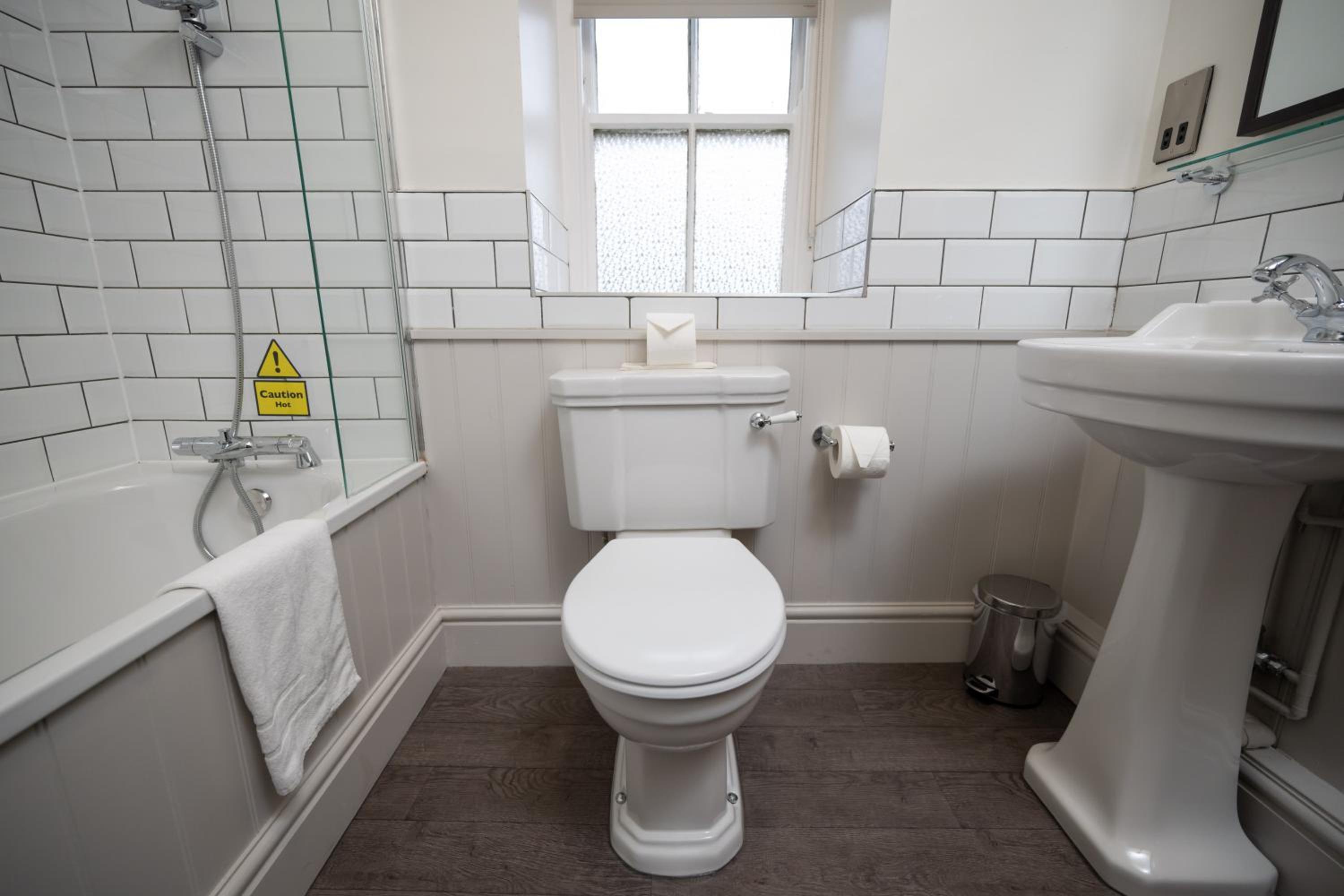 Large Double Room photo 3
