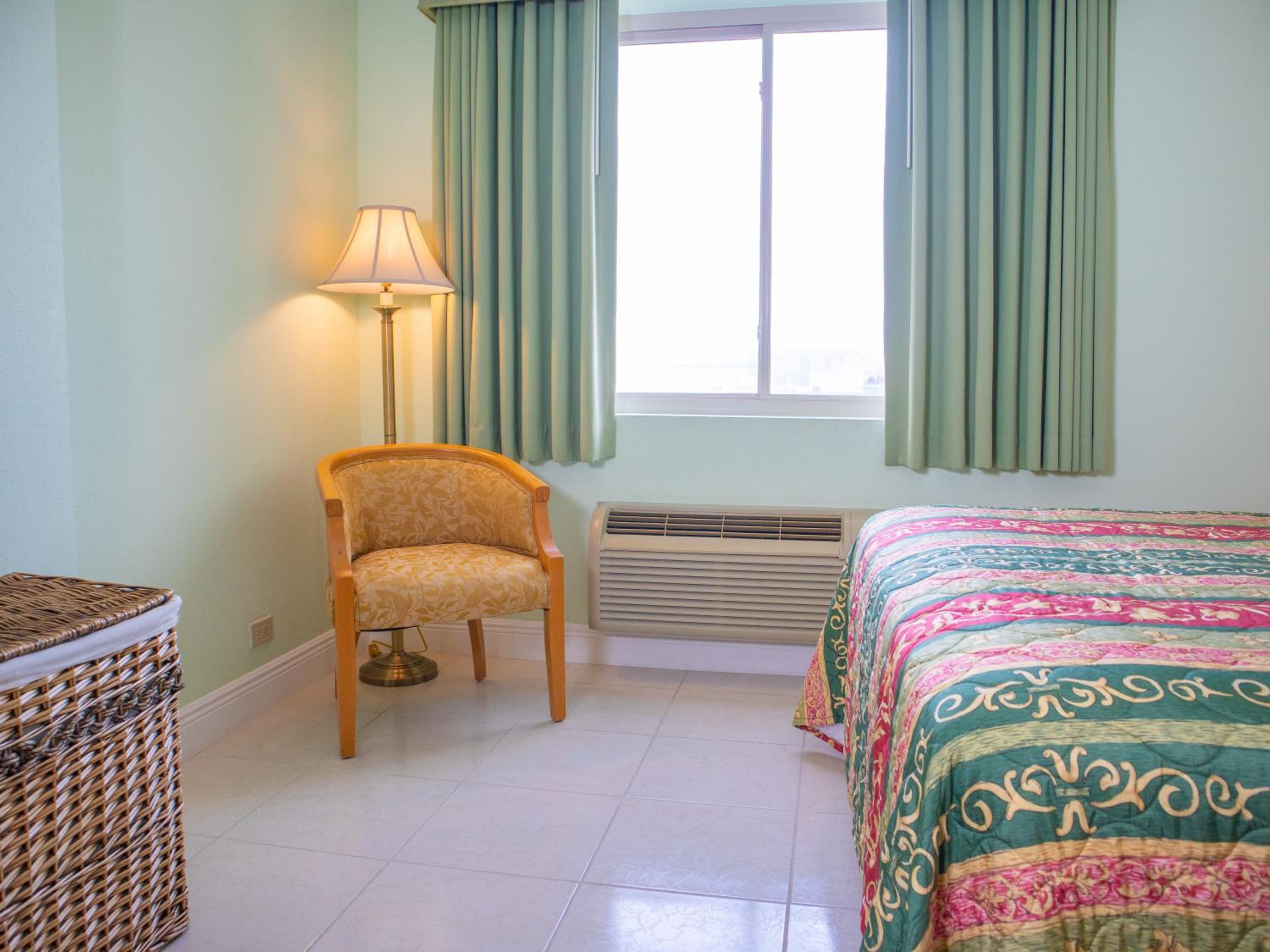 Queen Suite photo 2