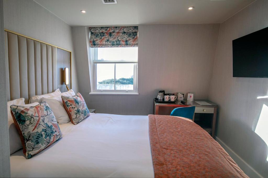 Cozy Double Room - Photo 8