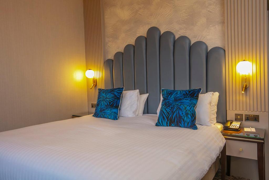 Premium Room - Photo 6