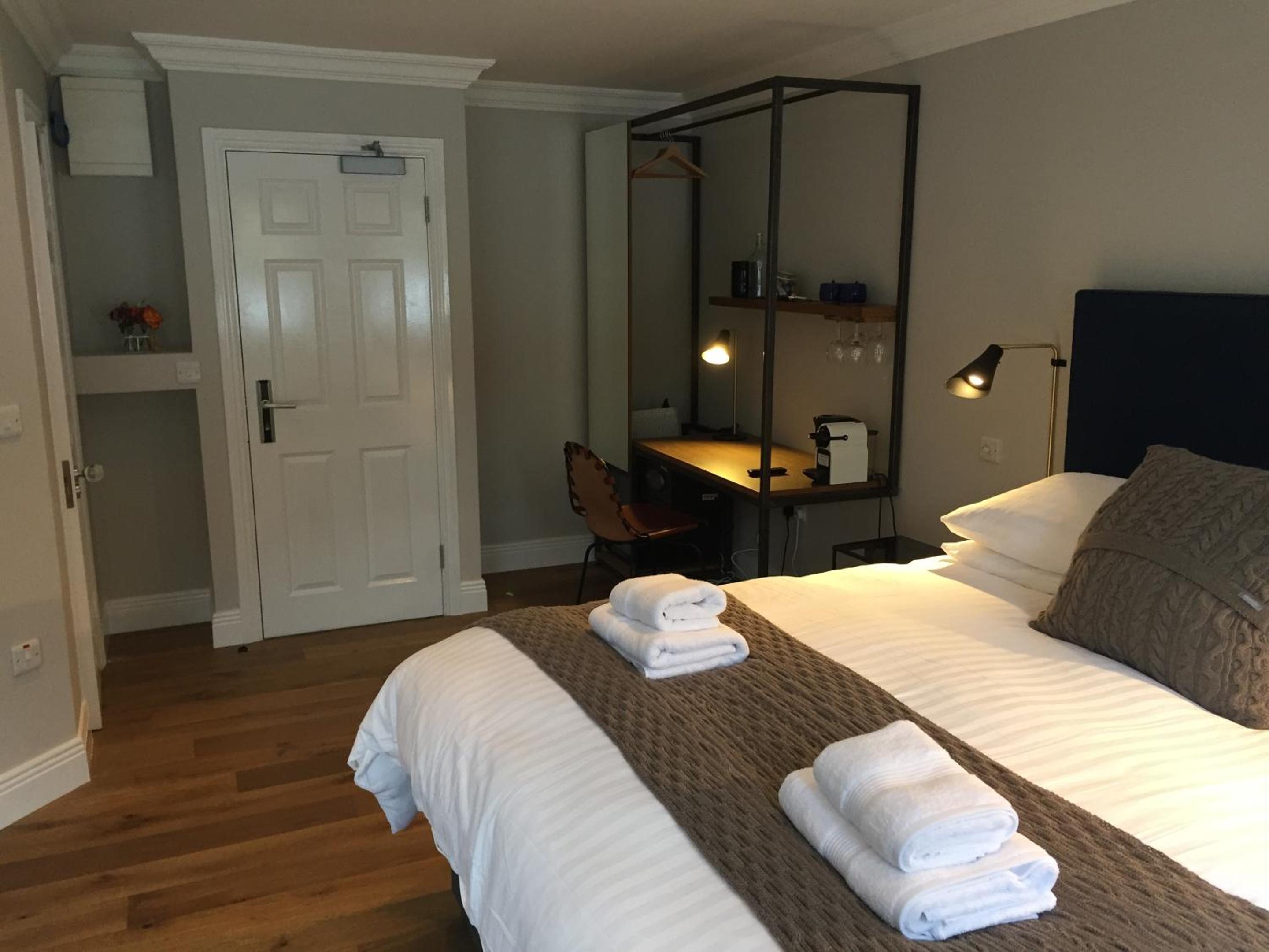 Superior King Room photo 1