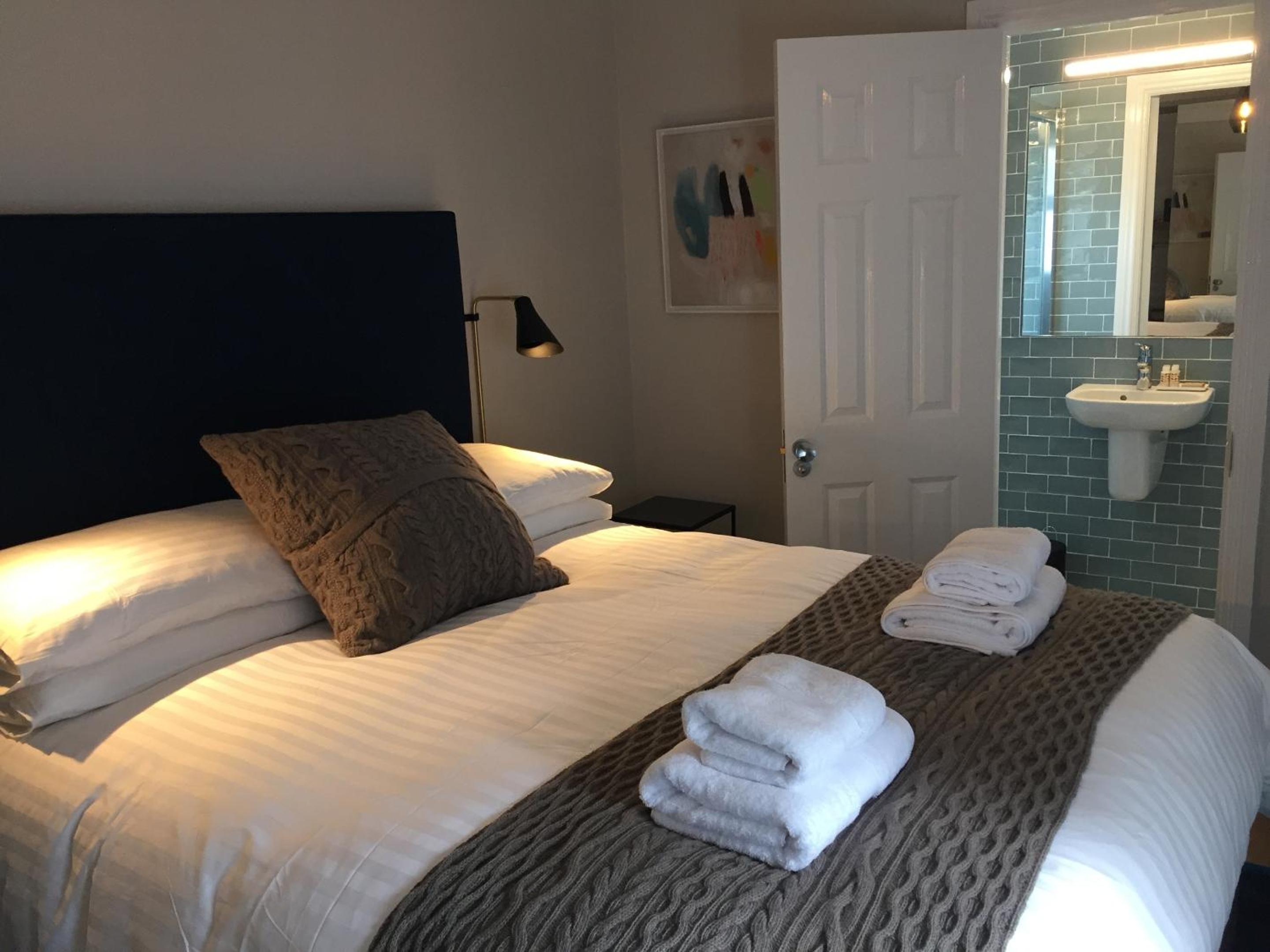 Small Double Room photo 2