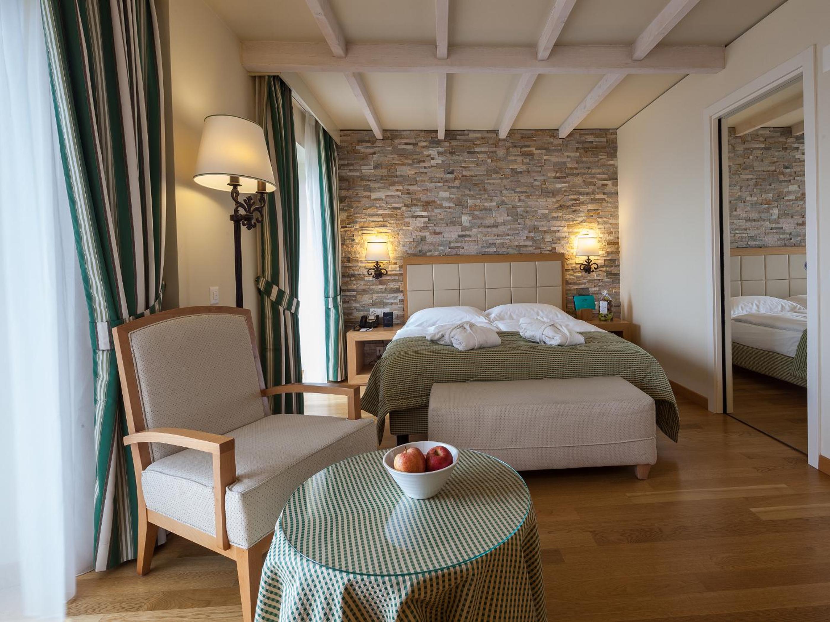 Comfort Double Room with Lake View  - Photo 5