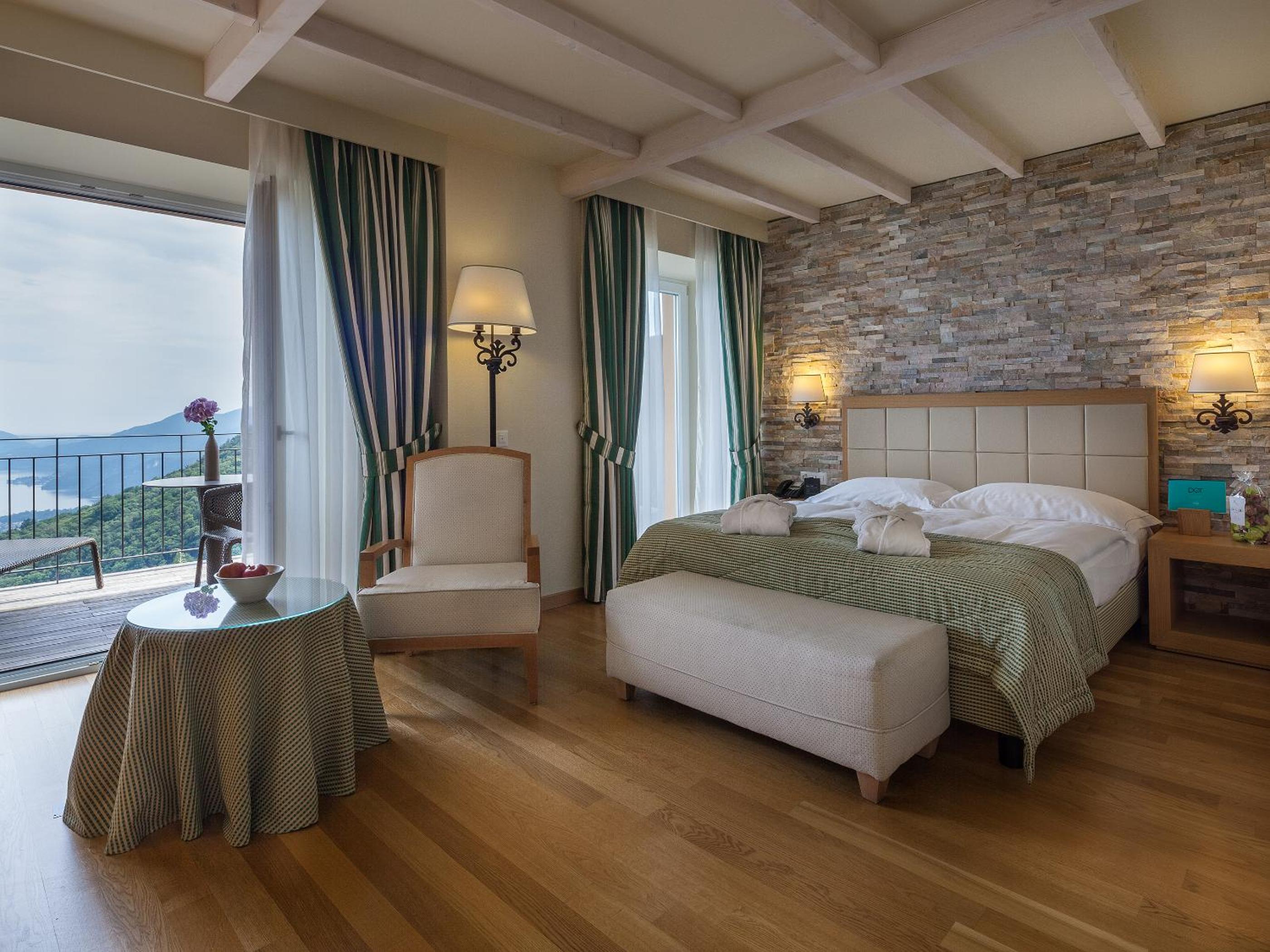 Comfort Double Room with Lake View  - Photo 4