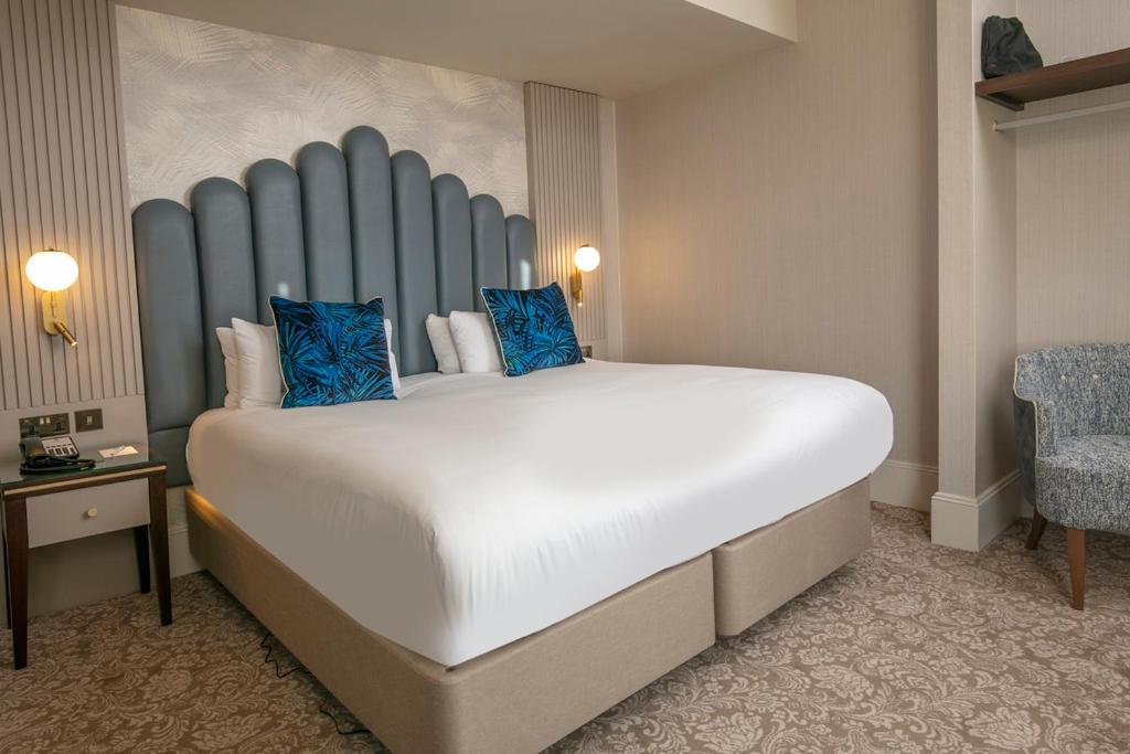 Premium Room - Photo 8