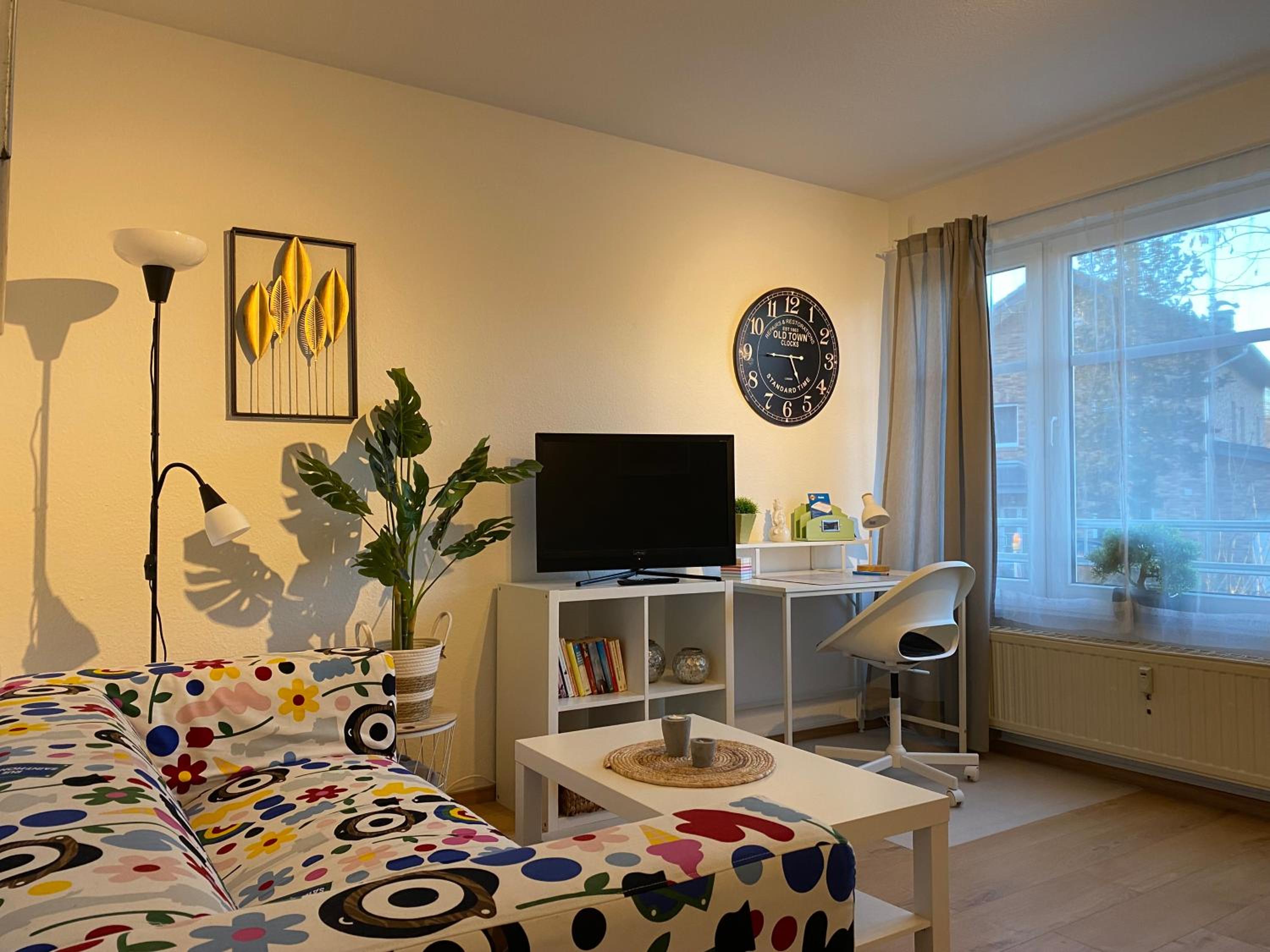 One-Bedroom Apartment photo 1