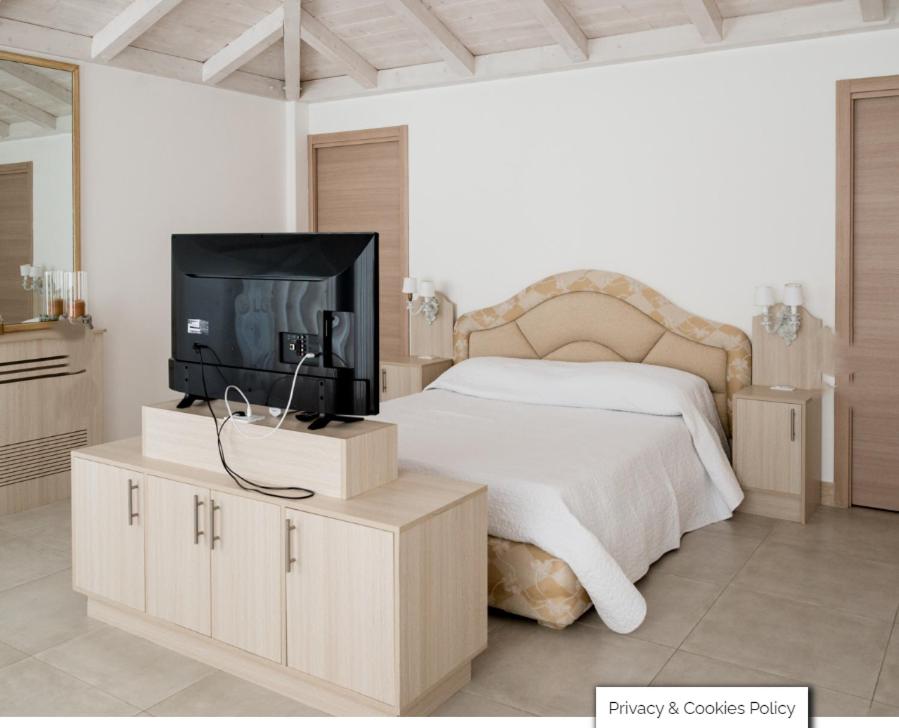Deluxe Family Room - Photo 1