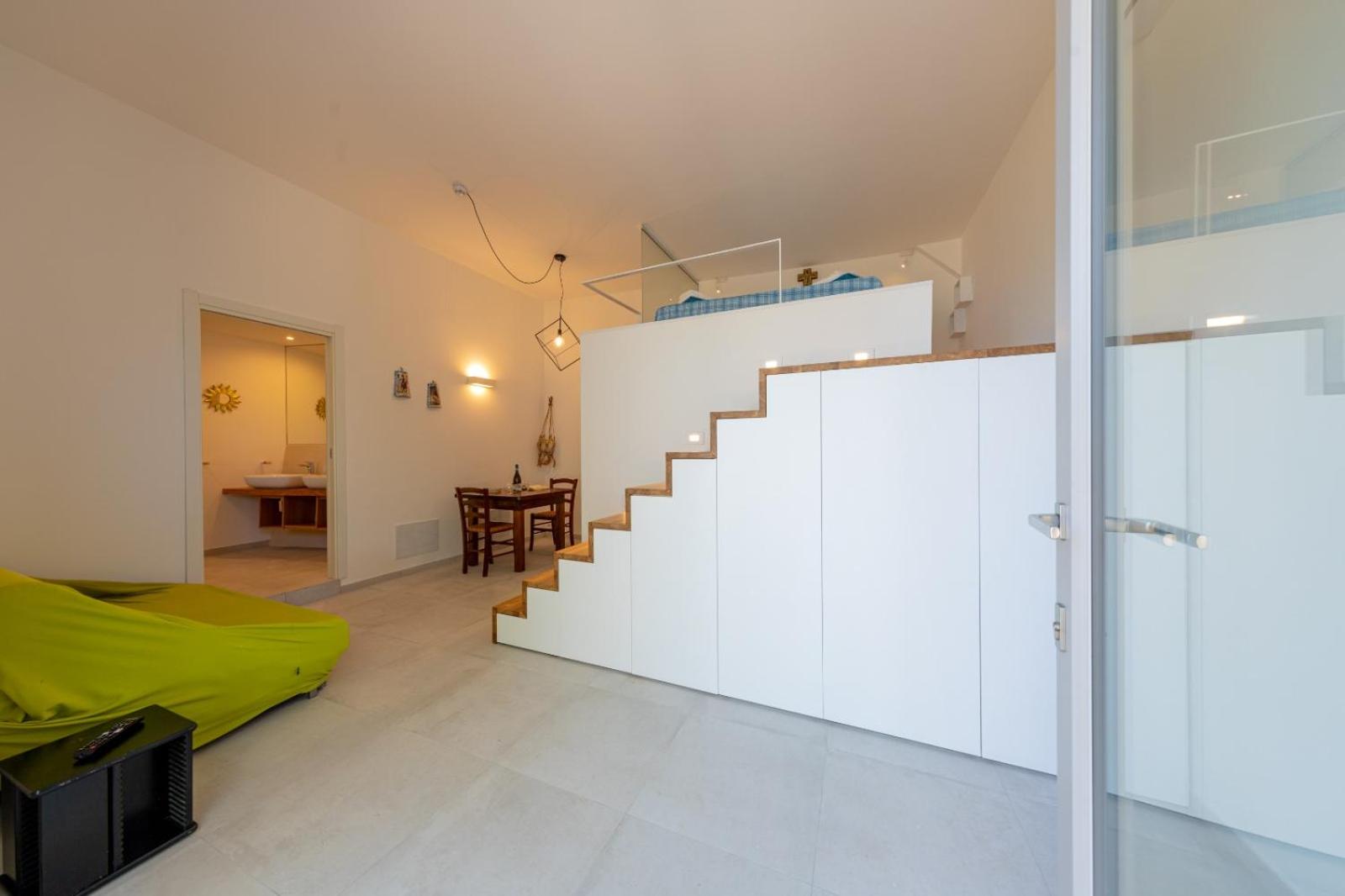 Studio With Spa Bath