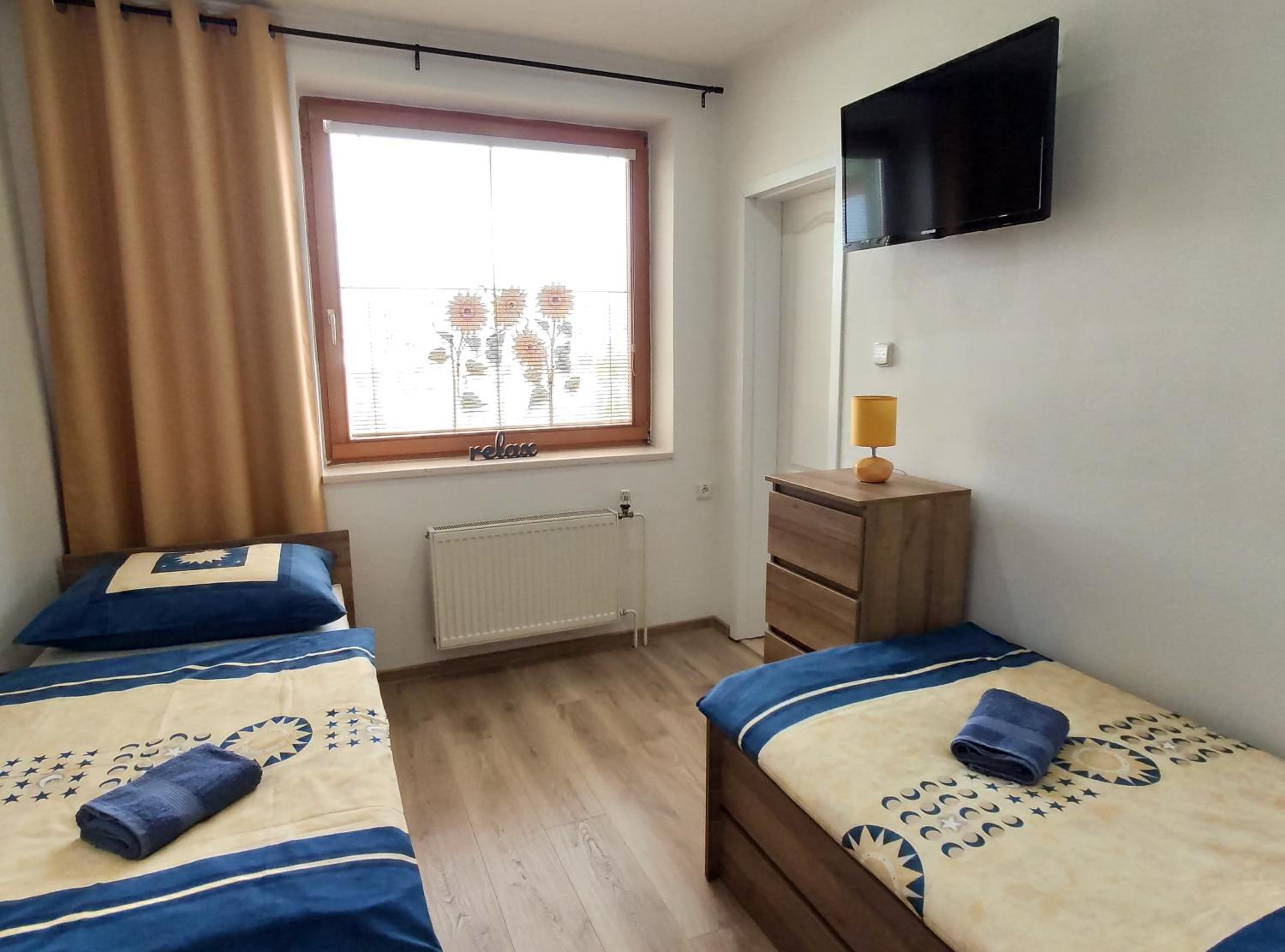 Twin Room with Pool View photo 1