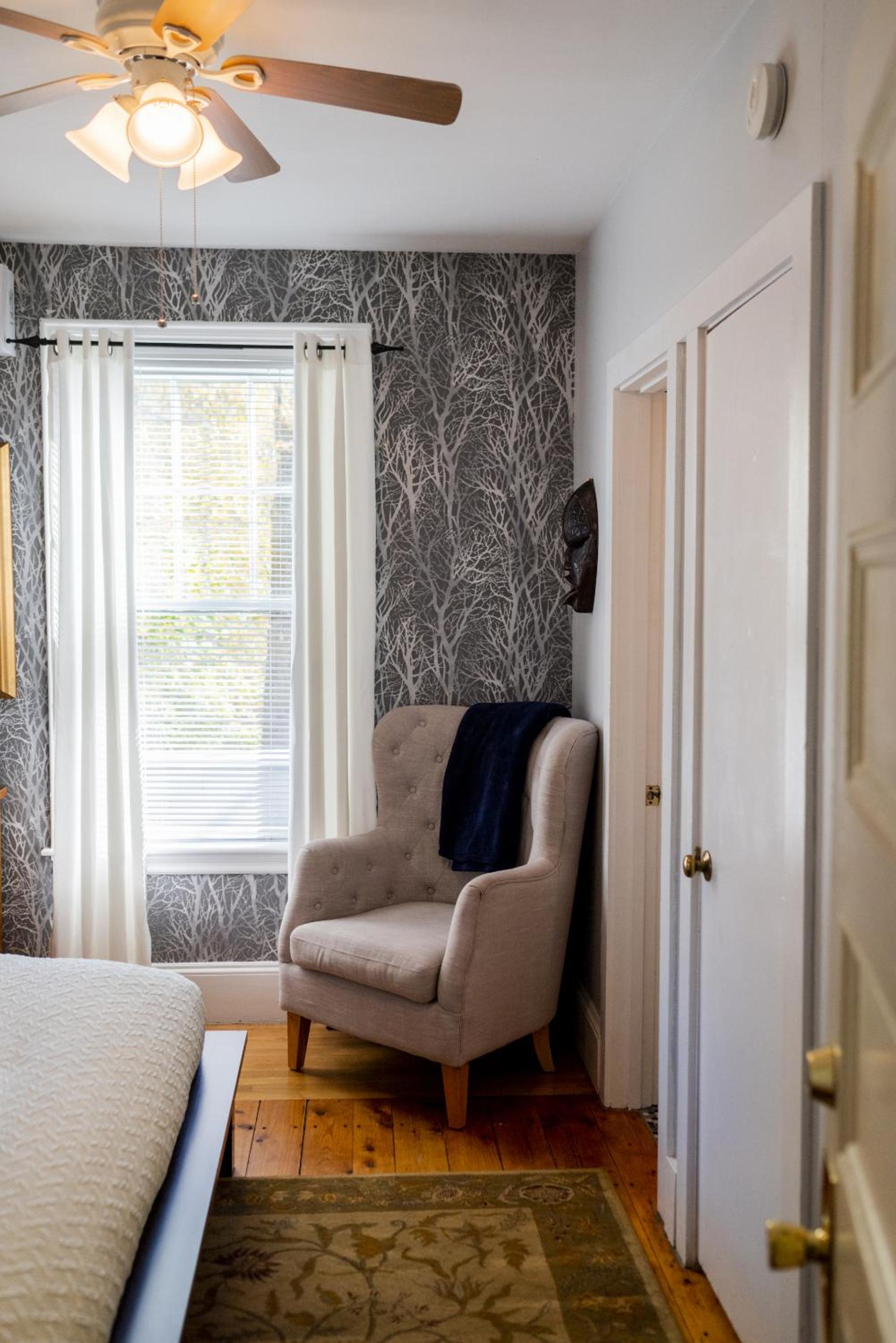 King Suite photo 2