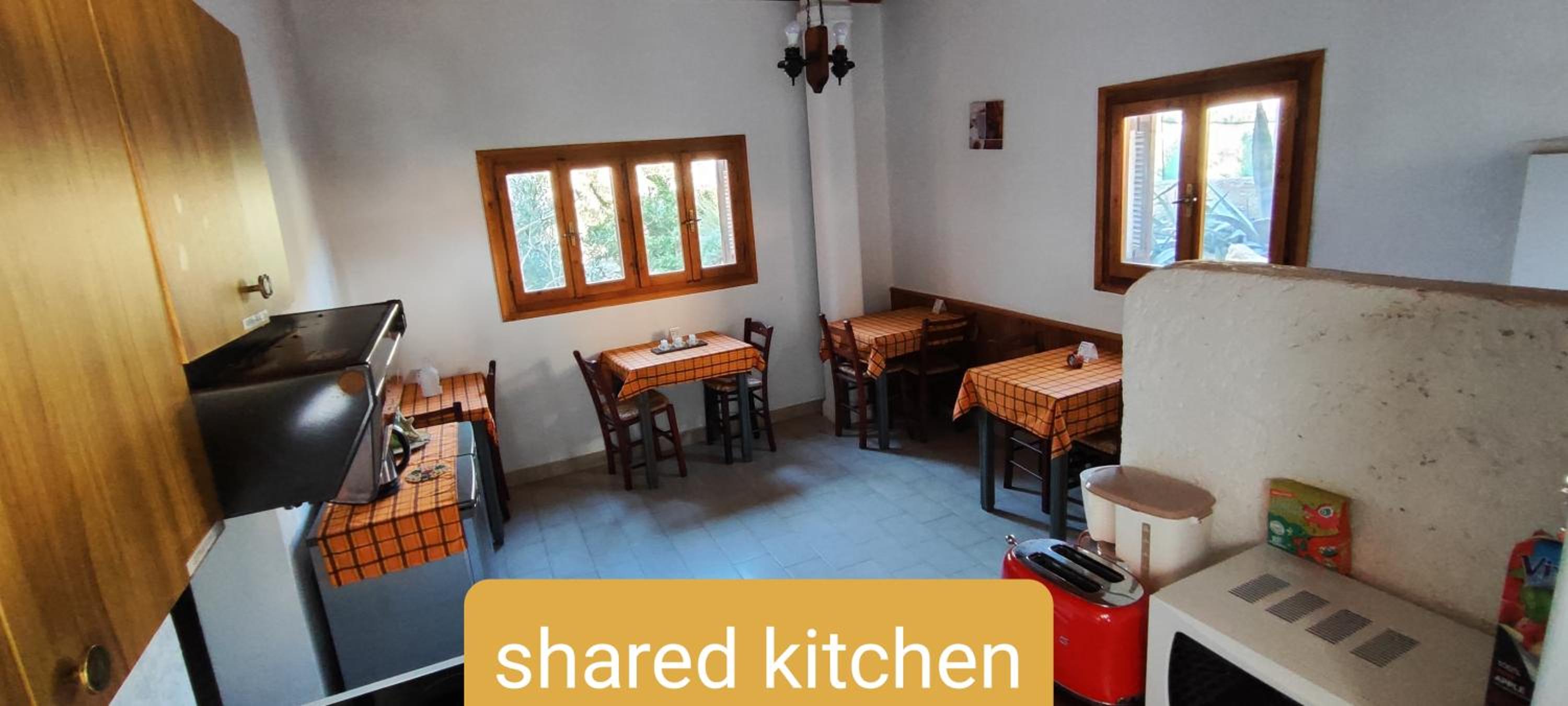 Deluxe Double Room with Balcony - Photo 28