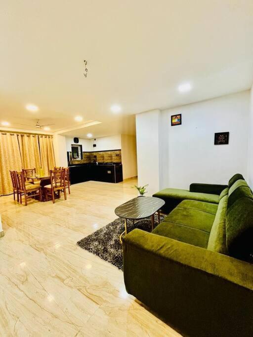 Three-Bedroom Apartment photo 1