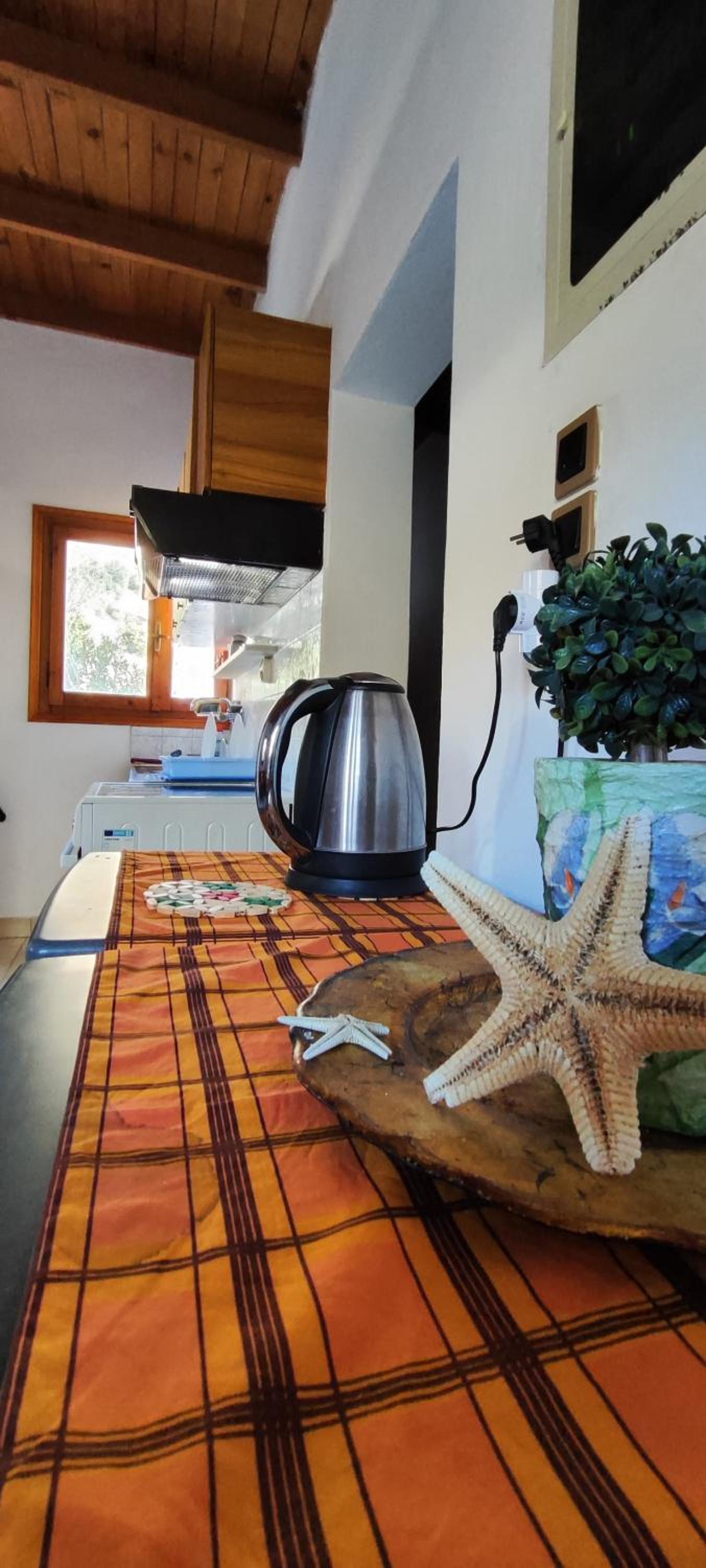 Triple Room with Balcony - Photo 15